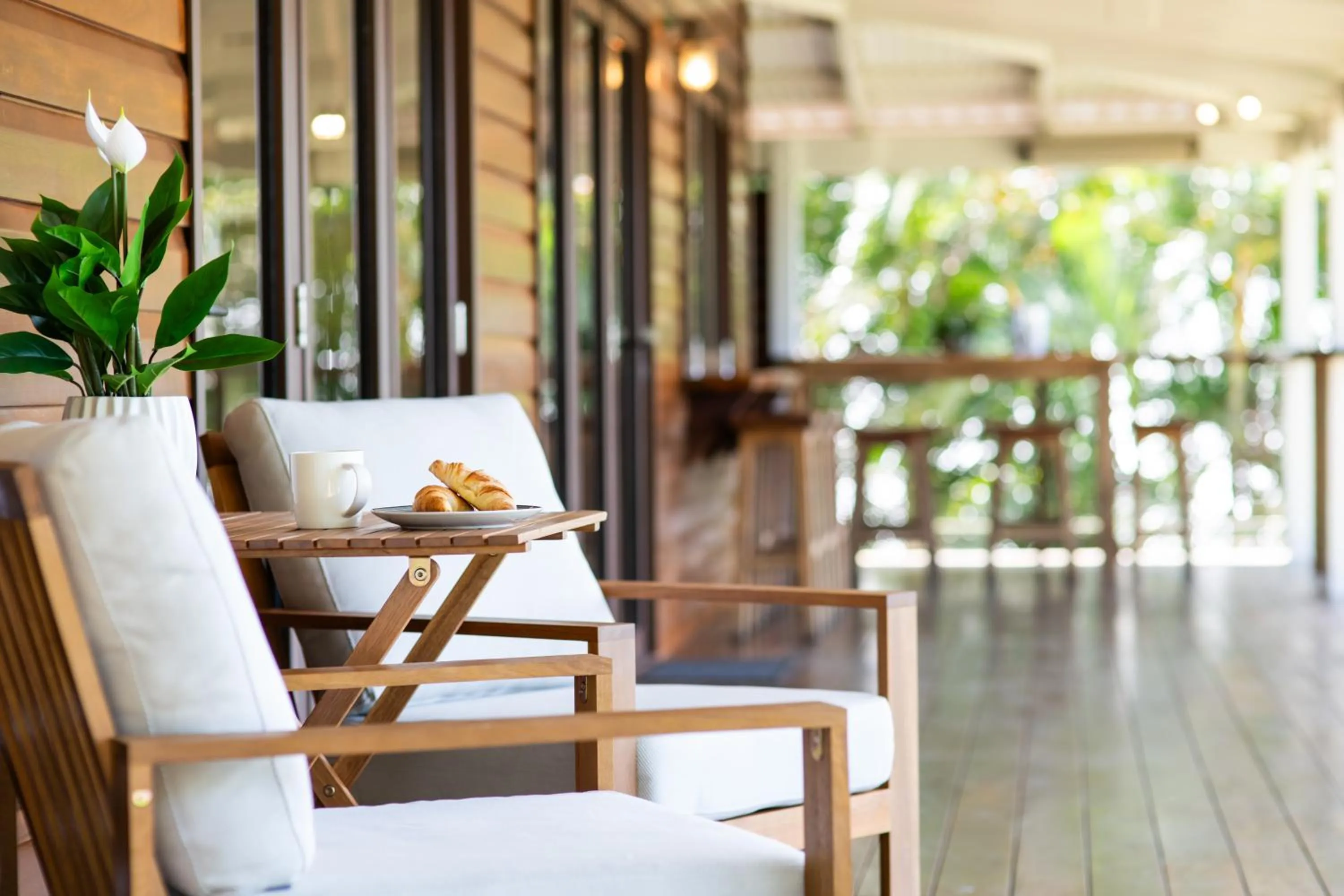 Seating area in Freedom Shores Resort Airlie Beach
