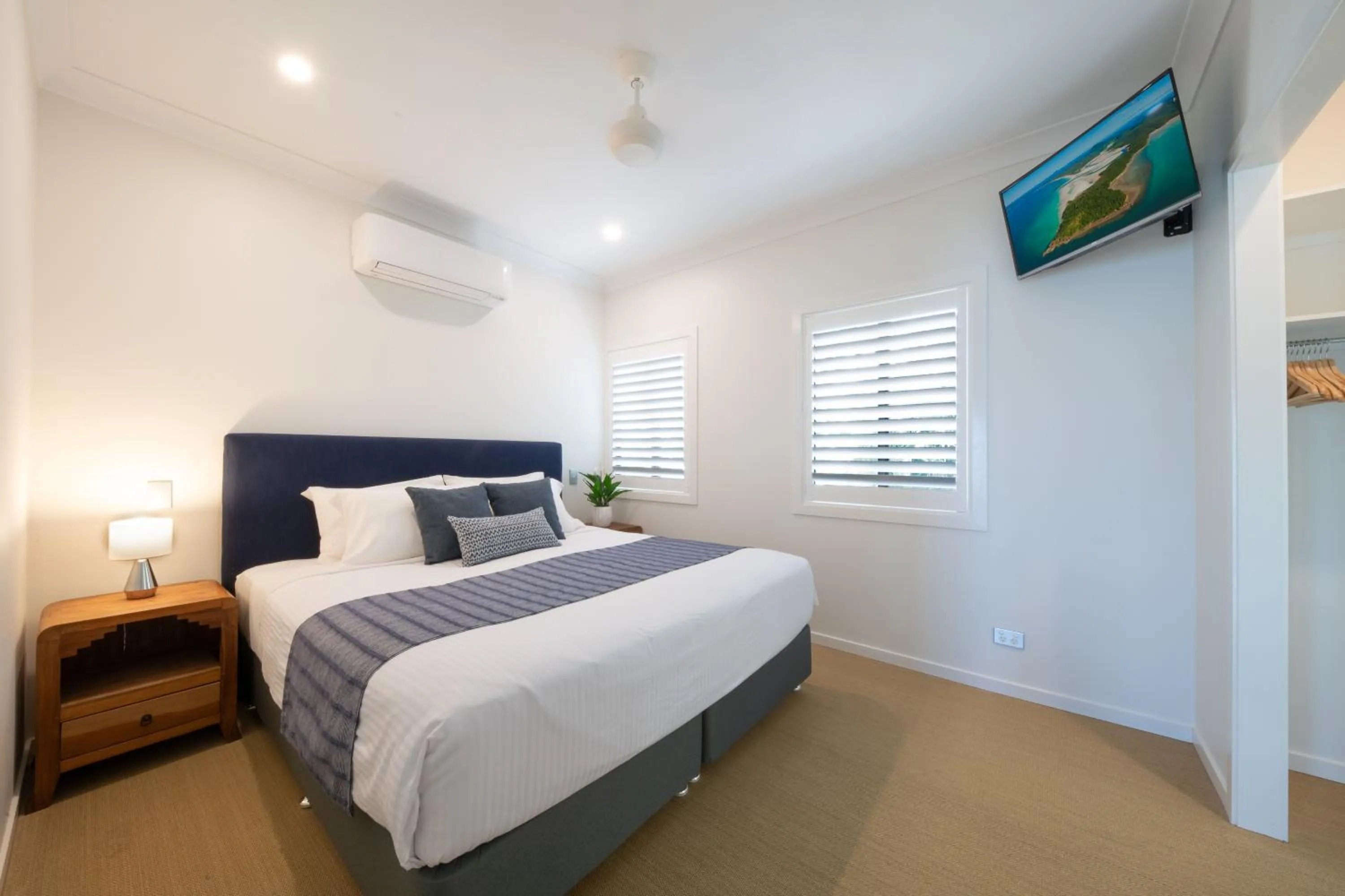 Bed in Freedom Shores Resort Airlie Beach