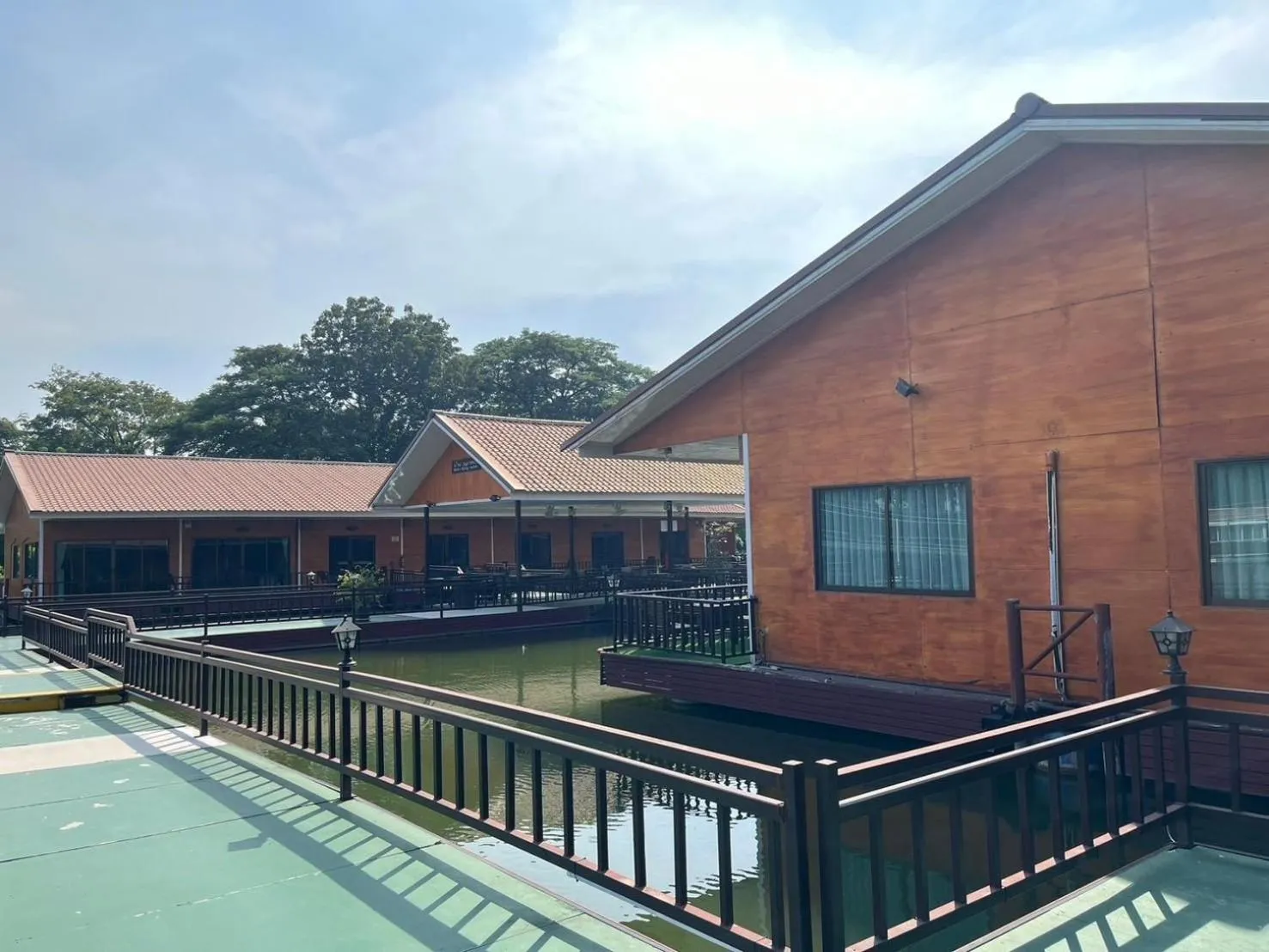 Property building in Chawalun Resort