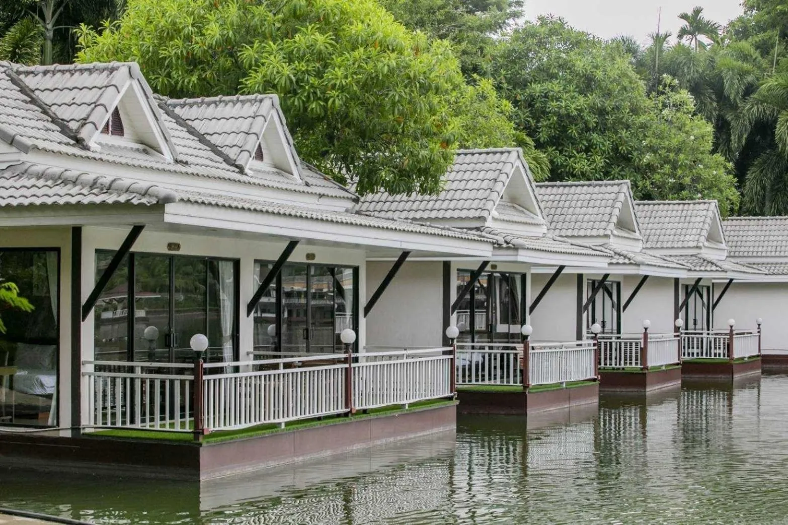 Property building in Chawalun Resort