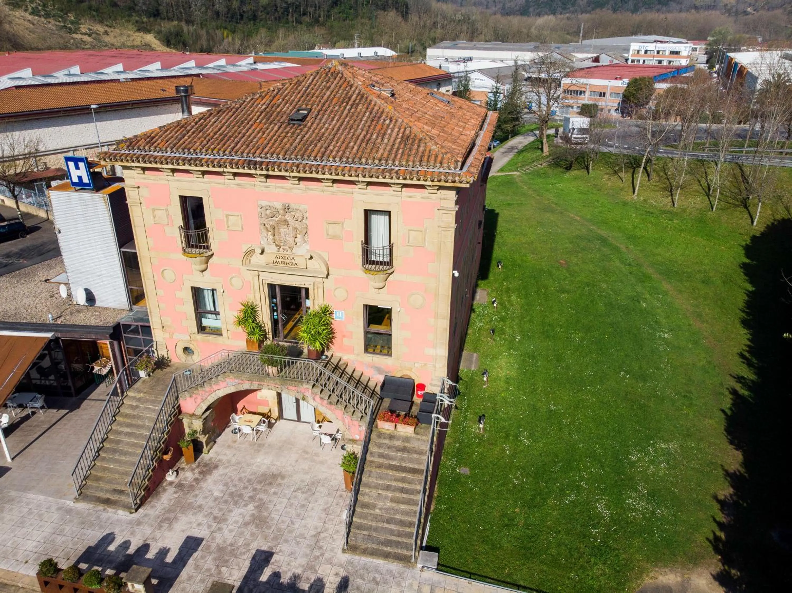 Property building in Hotel Palacio Atxega
