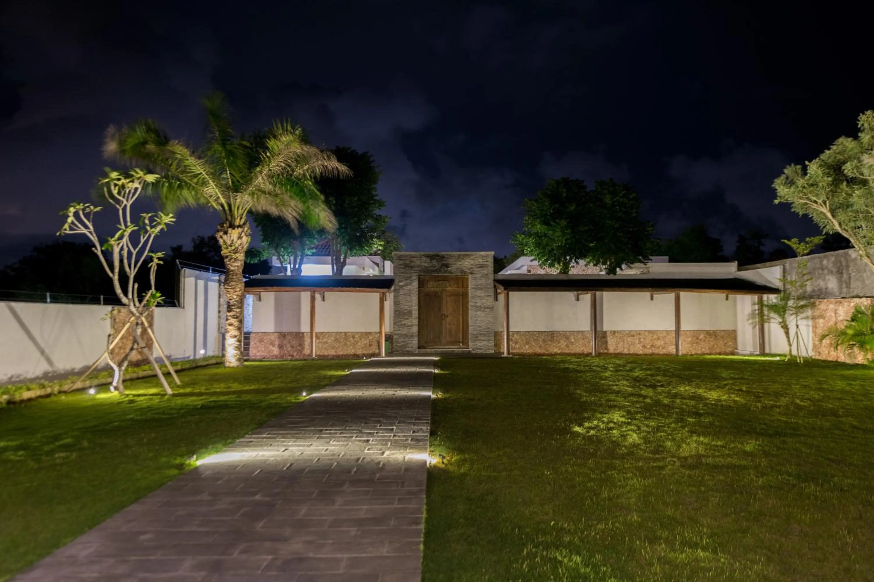 Garden in Villa Maiara