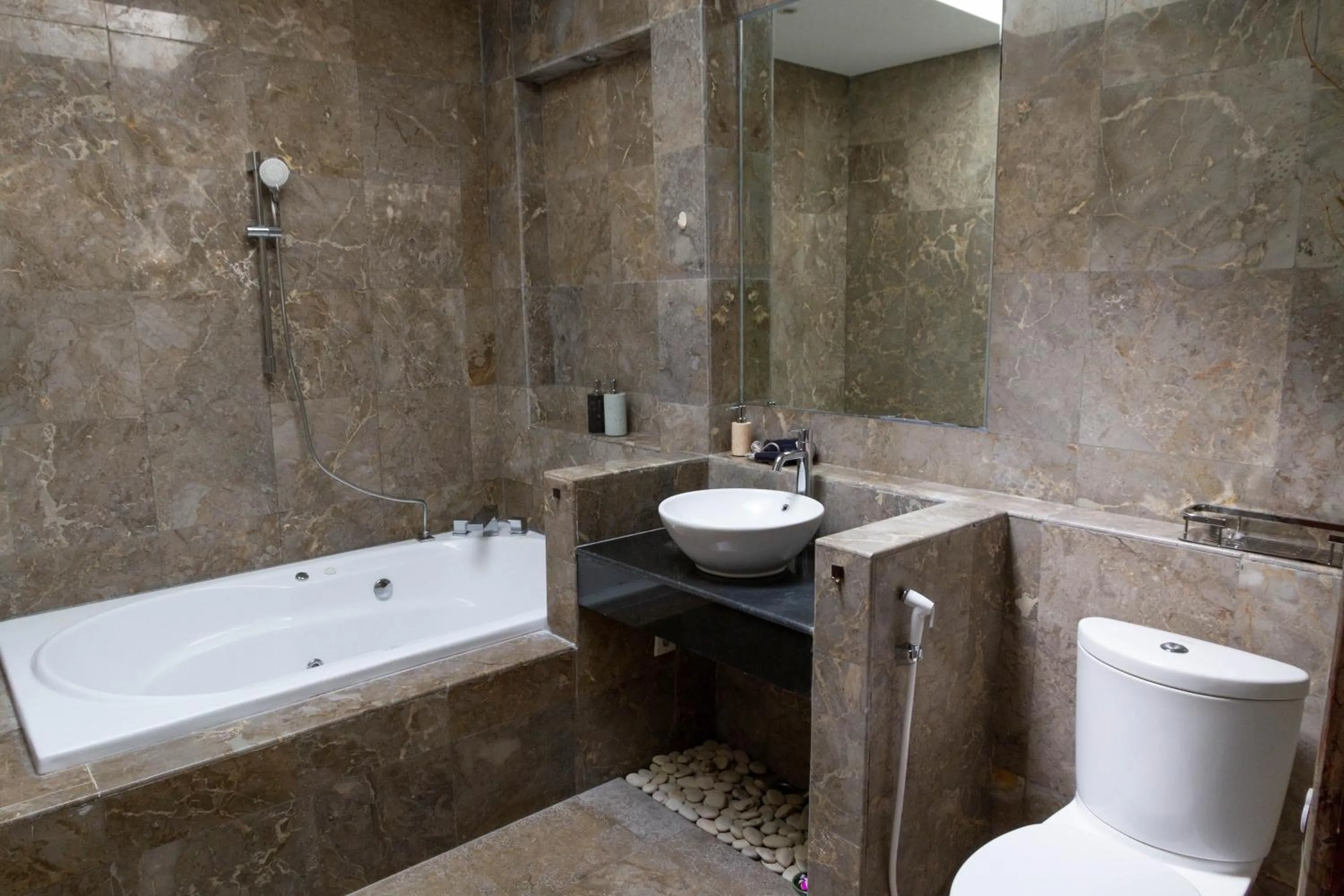 Shower in Villa Maiara