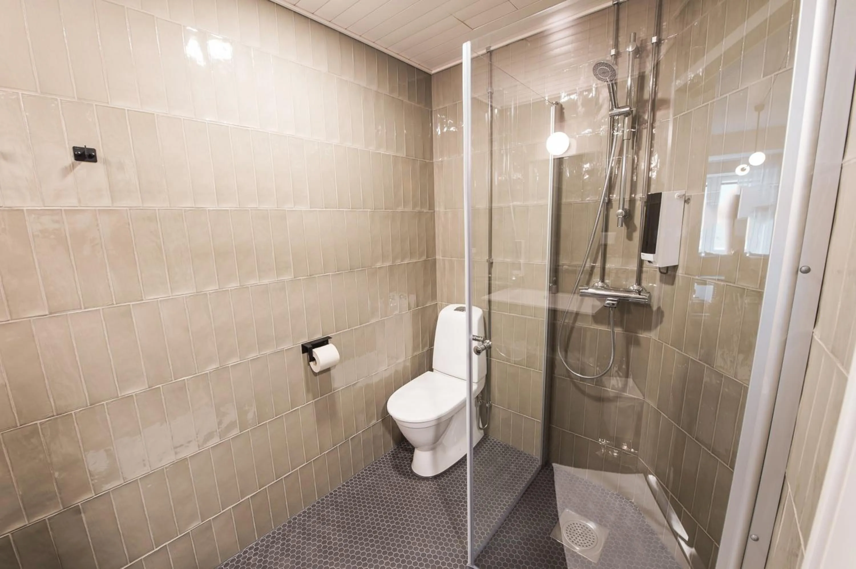 Bathroom in Forenom Aparthotel Turku