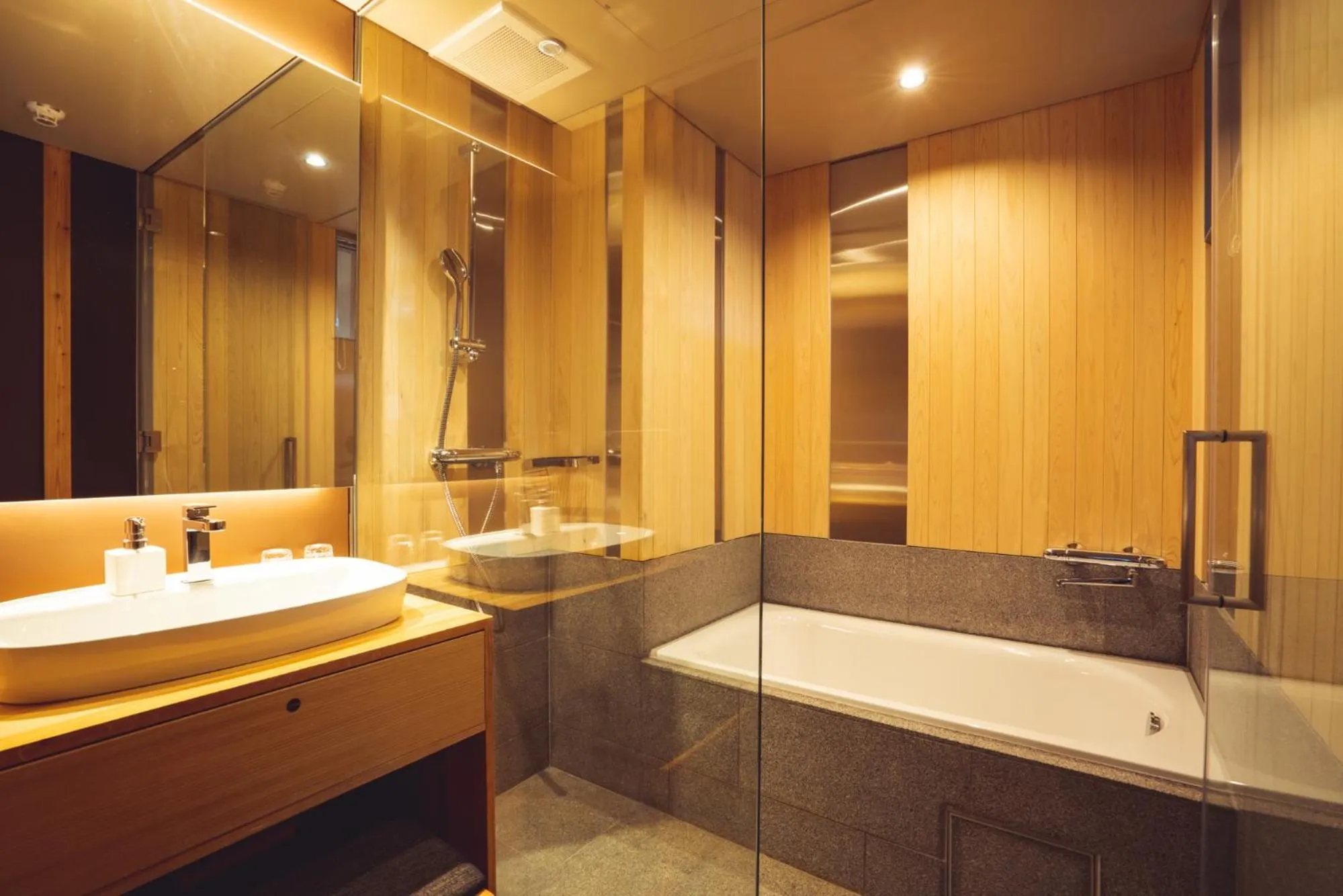 SETRE Naramachi セトレ ならまち