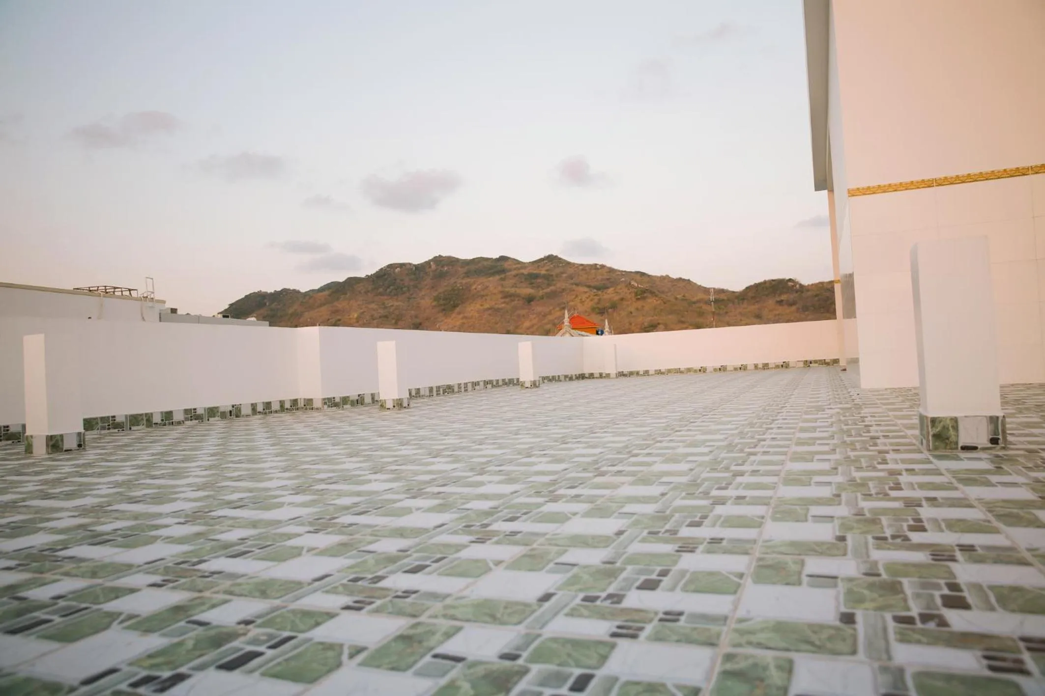 Nhà Nghỉ Quê Ló