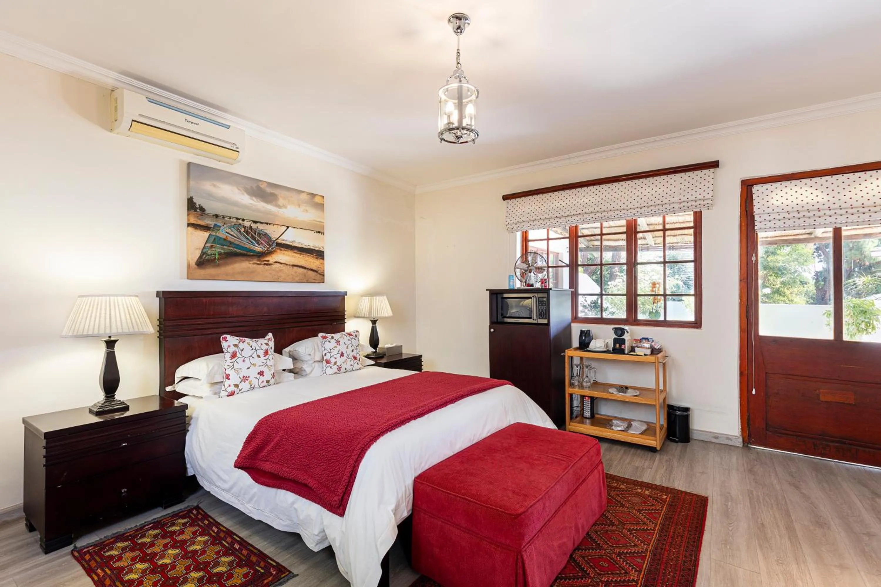 Bedroom, Bed in Hyde Park Guest House