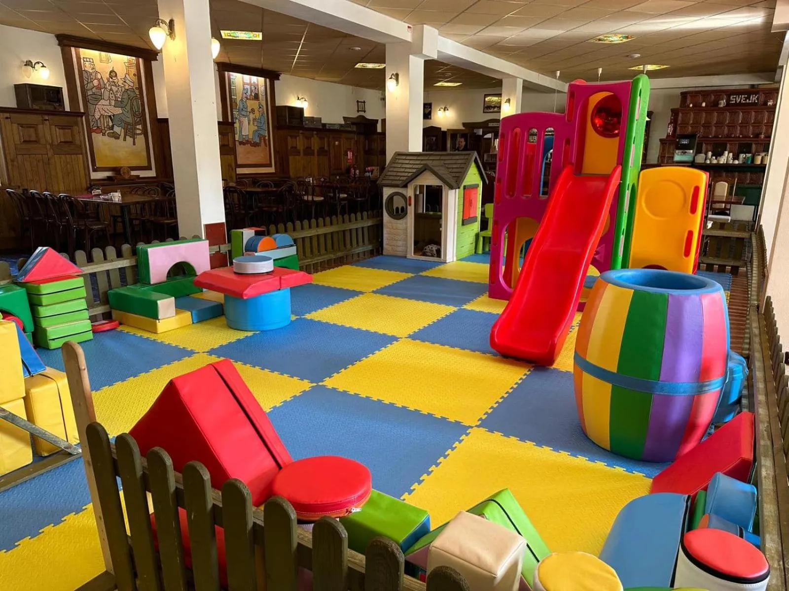 Restaurant/places to eat in Hotel Restaurant Svejk