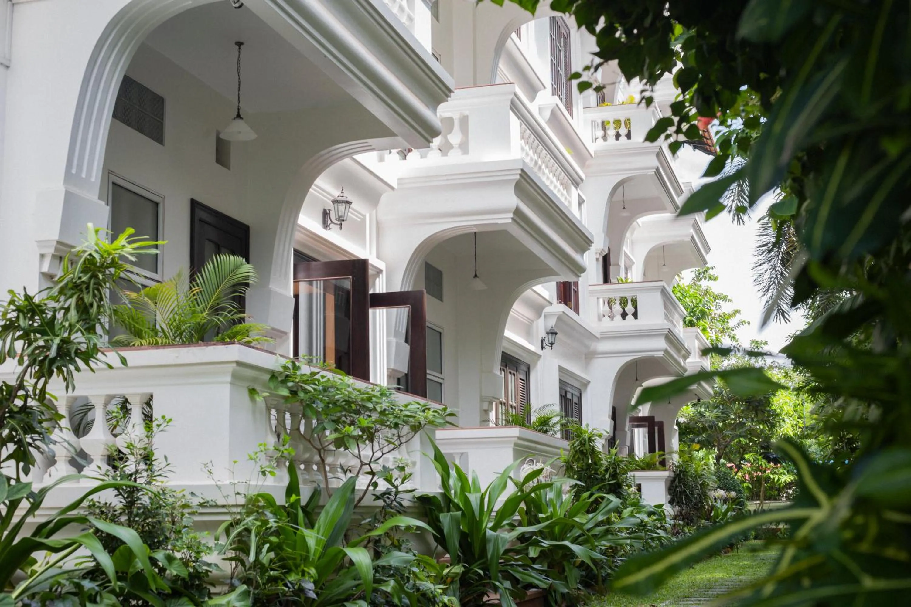 Property building in Chateau d'Angkor La Residence