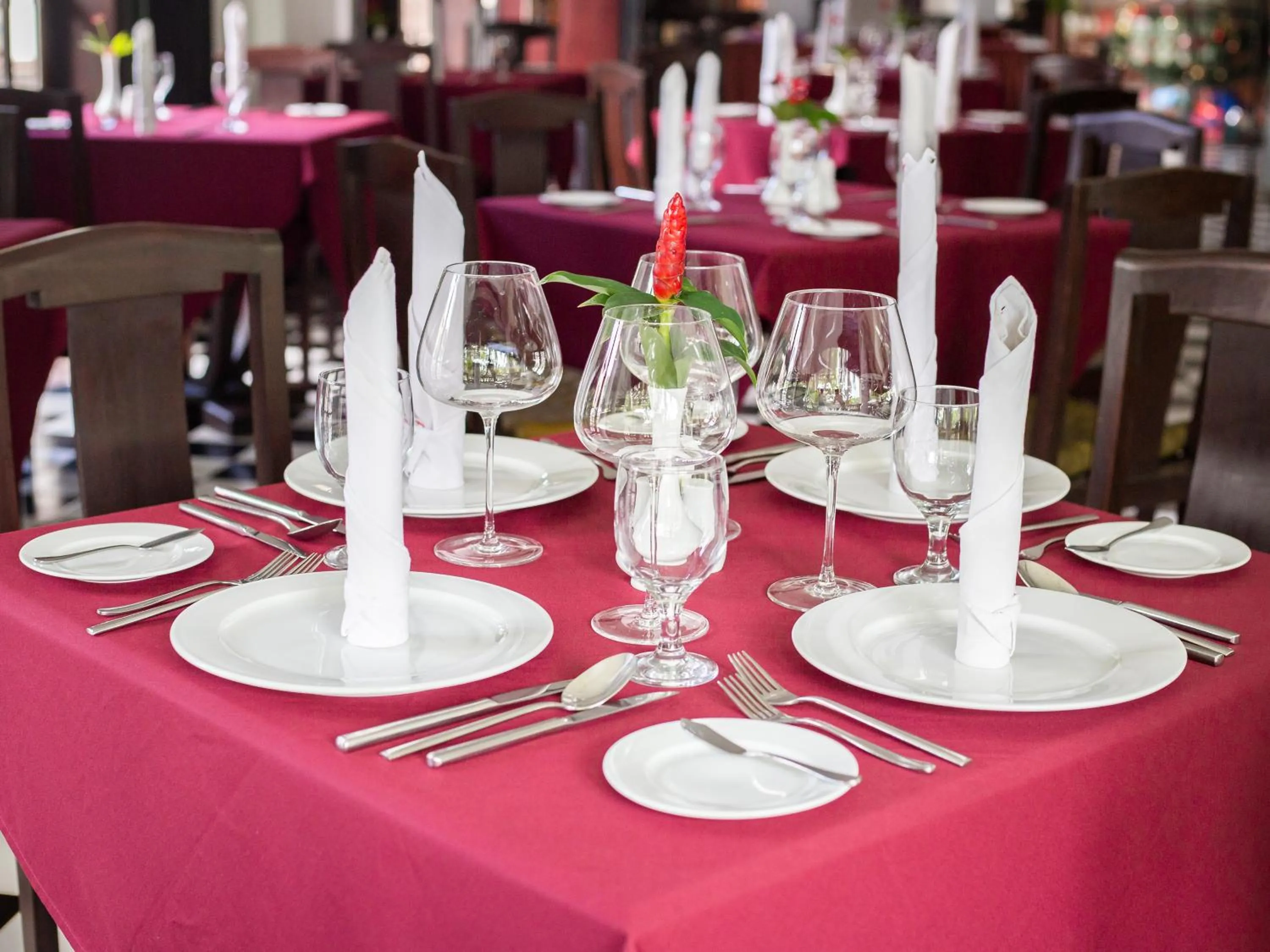 Restaurant/places to eat in Chateau d'Angkor La Residence