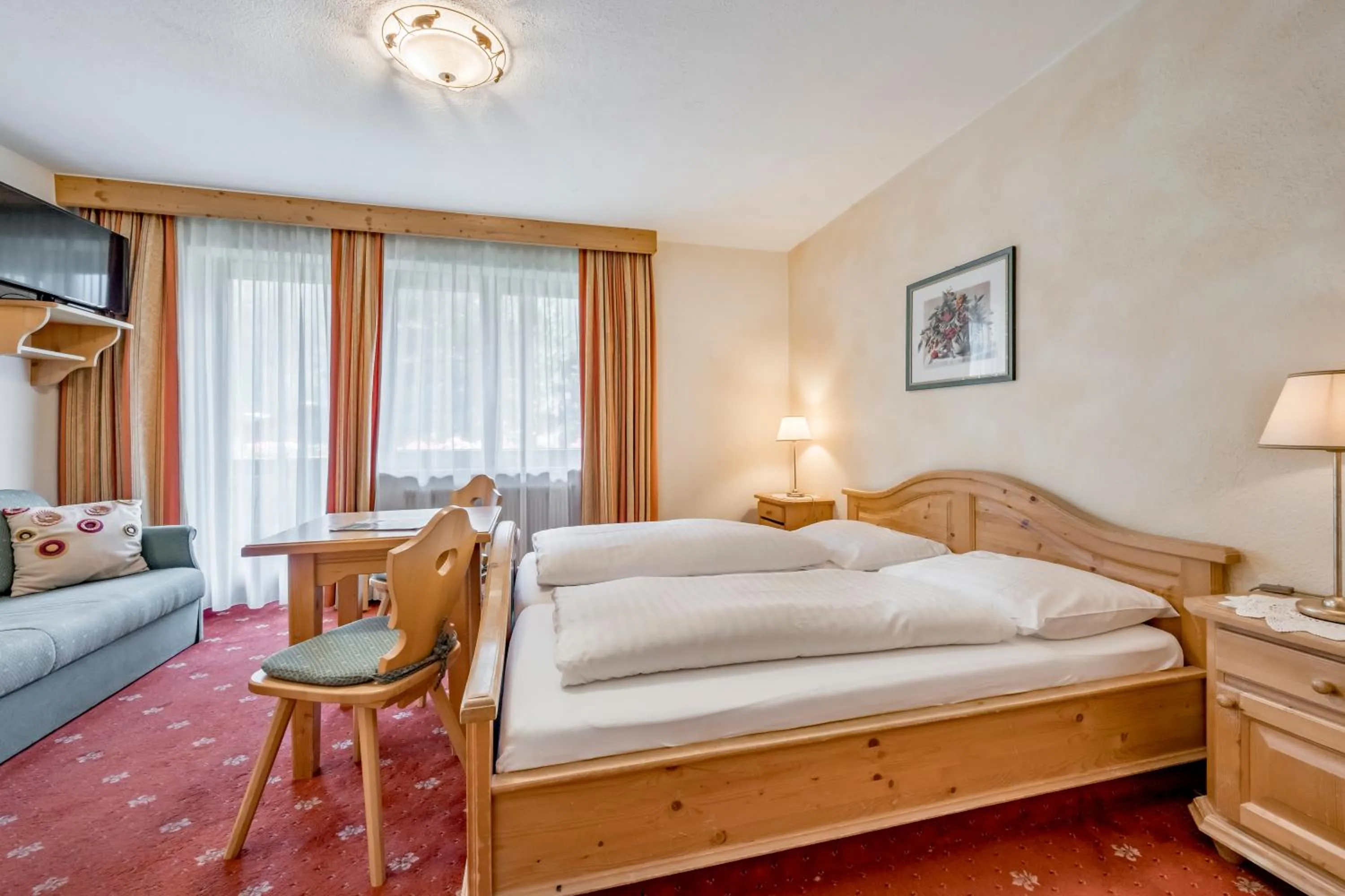 Photo of the whole room, Bed in Pension Almrausch