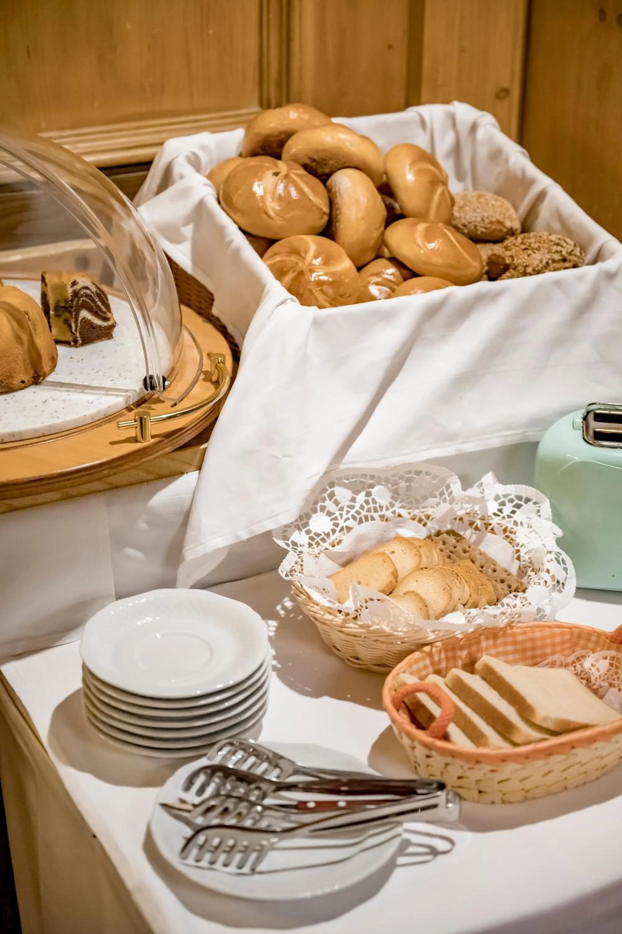 Restaurant/places to eat in Pension Almrausch