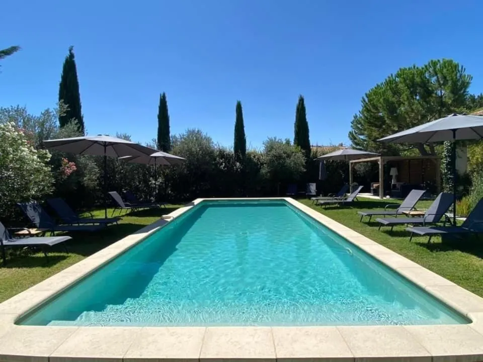 Pool view in Le Jardin de Lau
