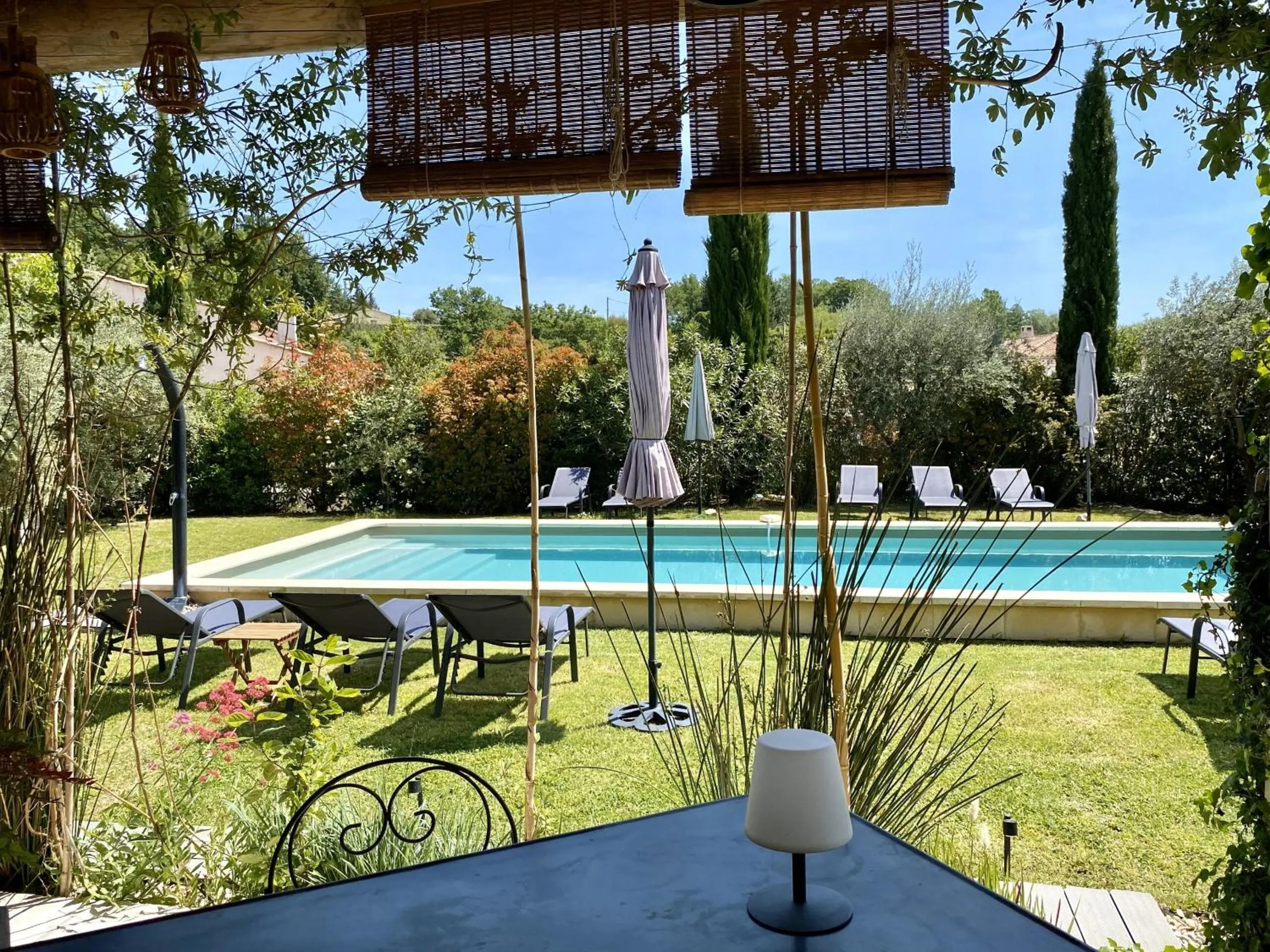 Pool view in Le Jardin de Lau