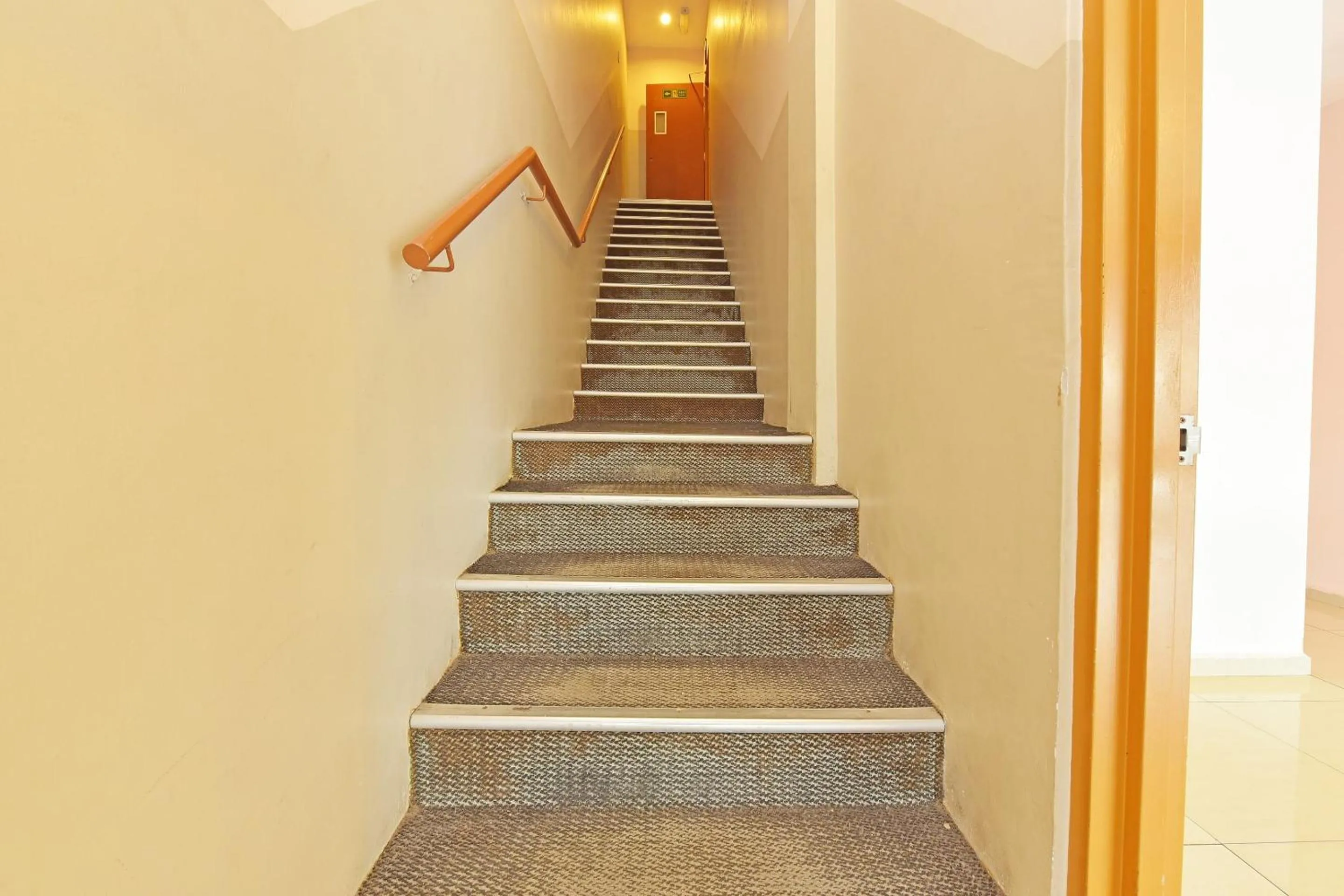 Lobby or reception in OYO 582 Hotel Walk Inn