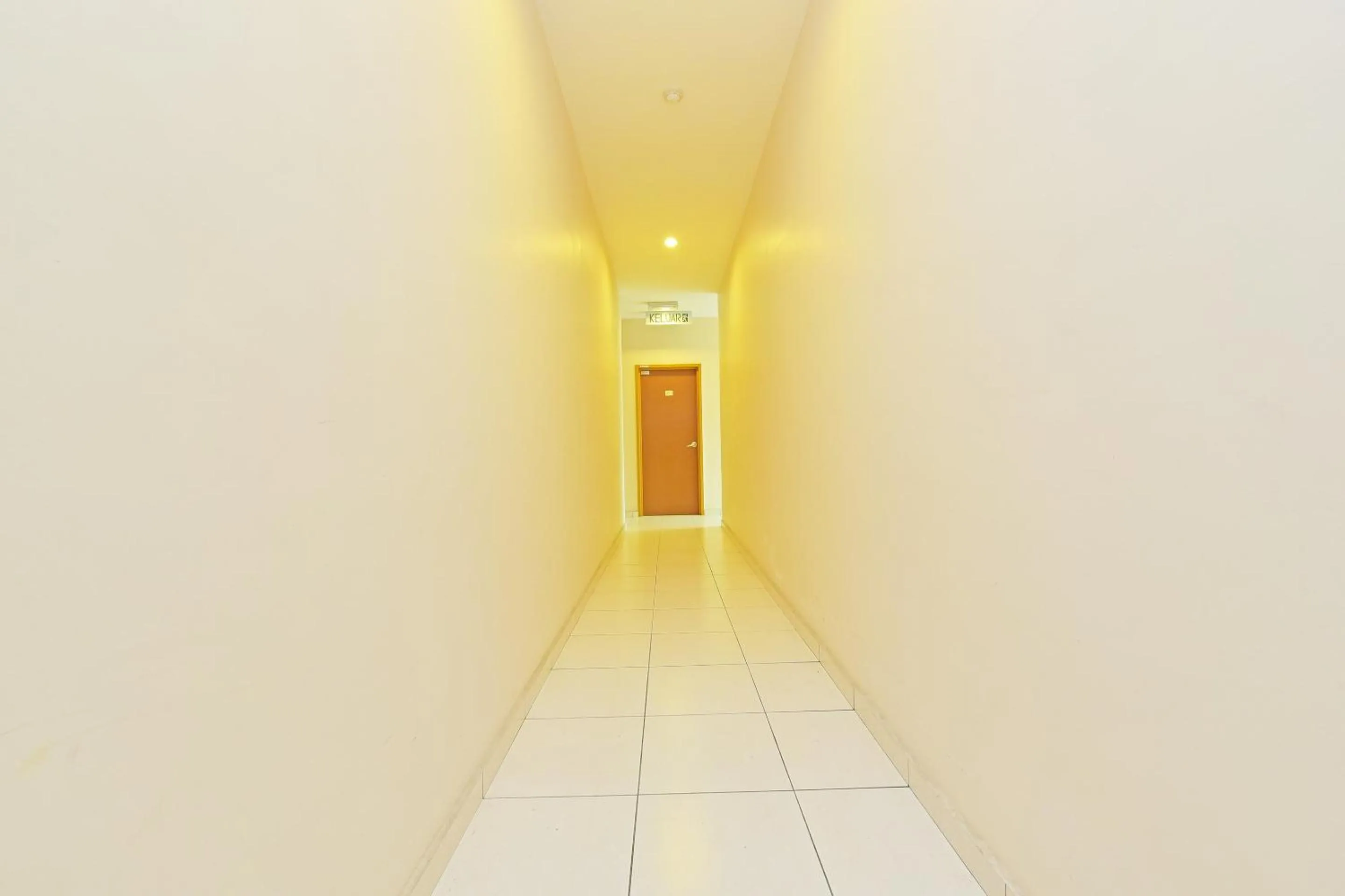 Lobby or reception in OYO 582 Hotel Walk Inn