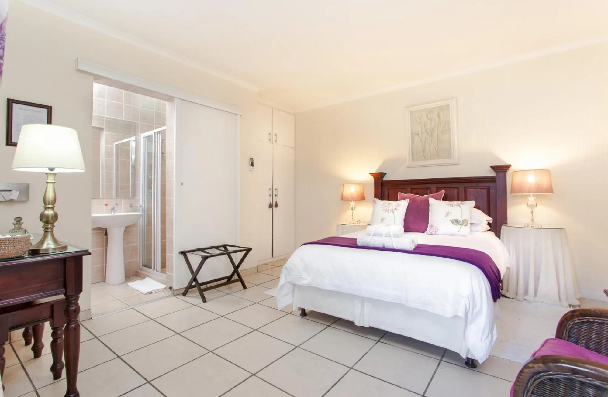 Bed in Shandon Lodge Guest House & Spa