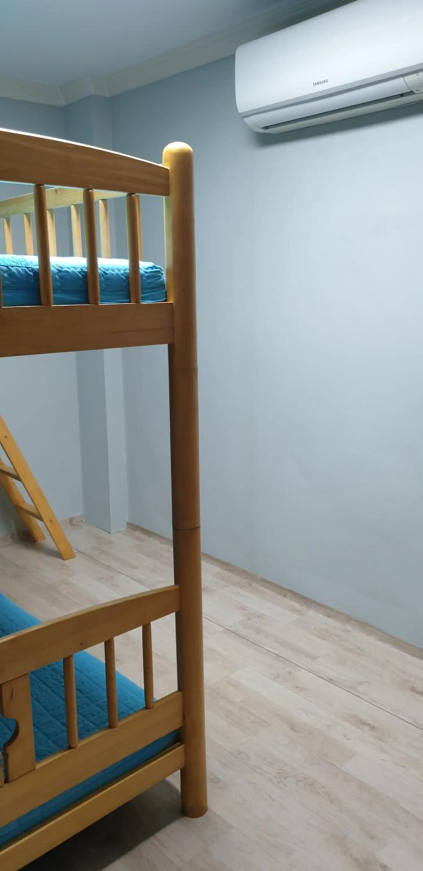 Bed in Blue Backpackers Hostel