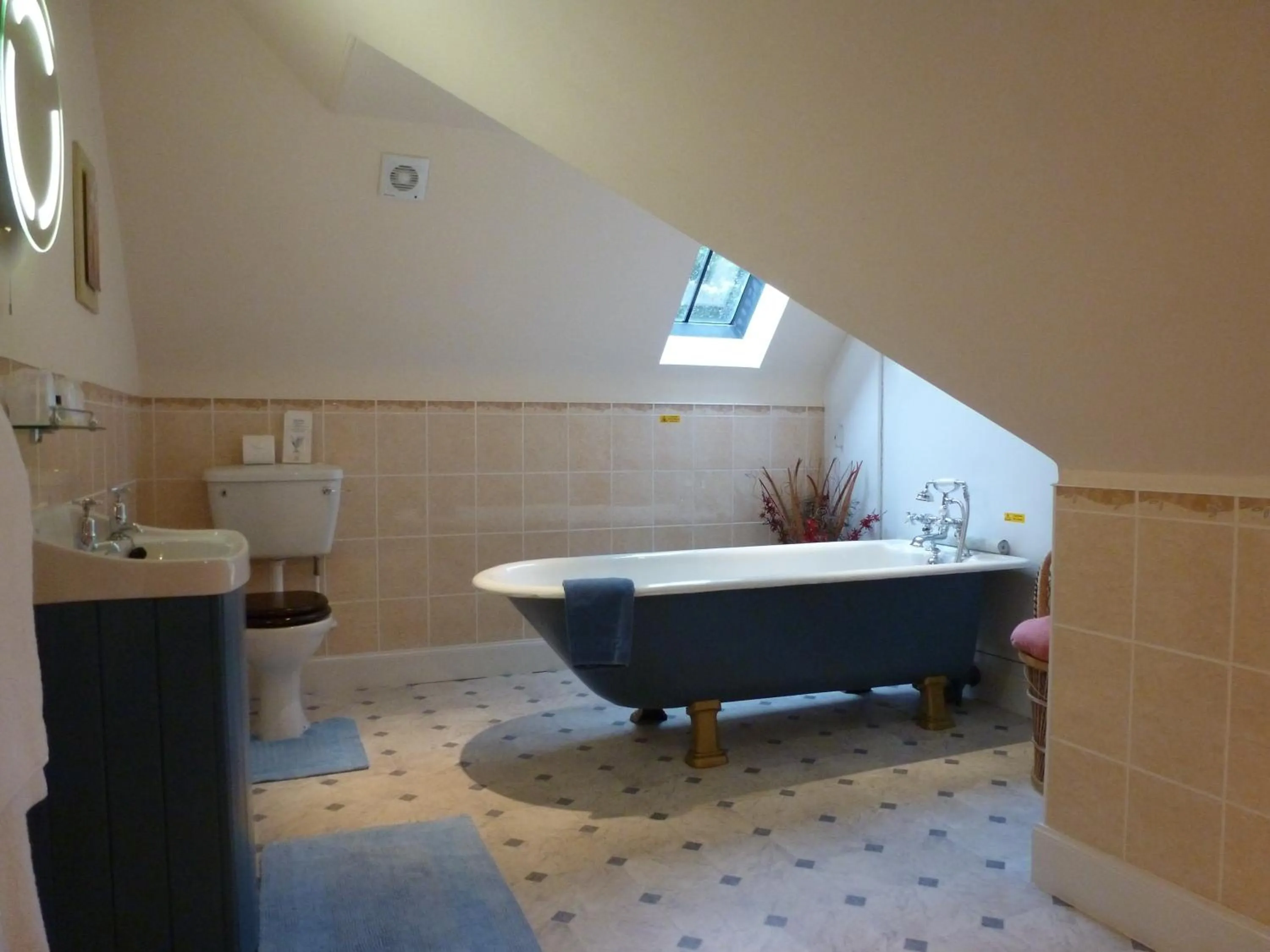 Bathroom in Tigh na Sgiath Country House Hotel