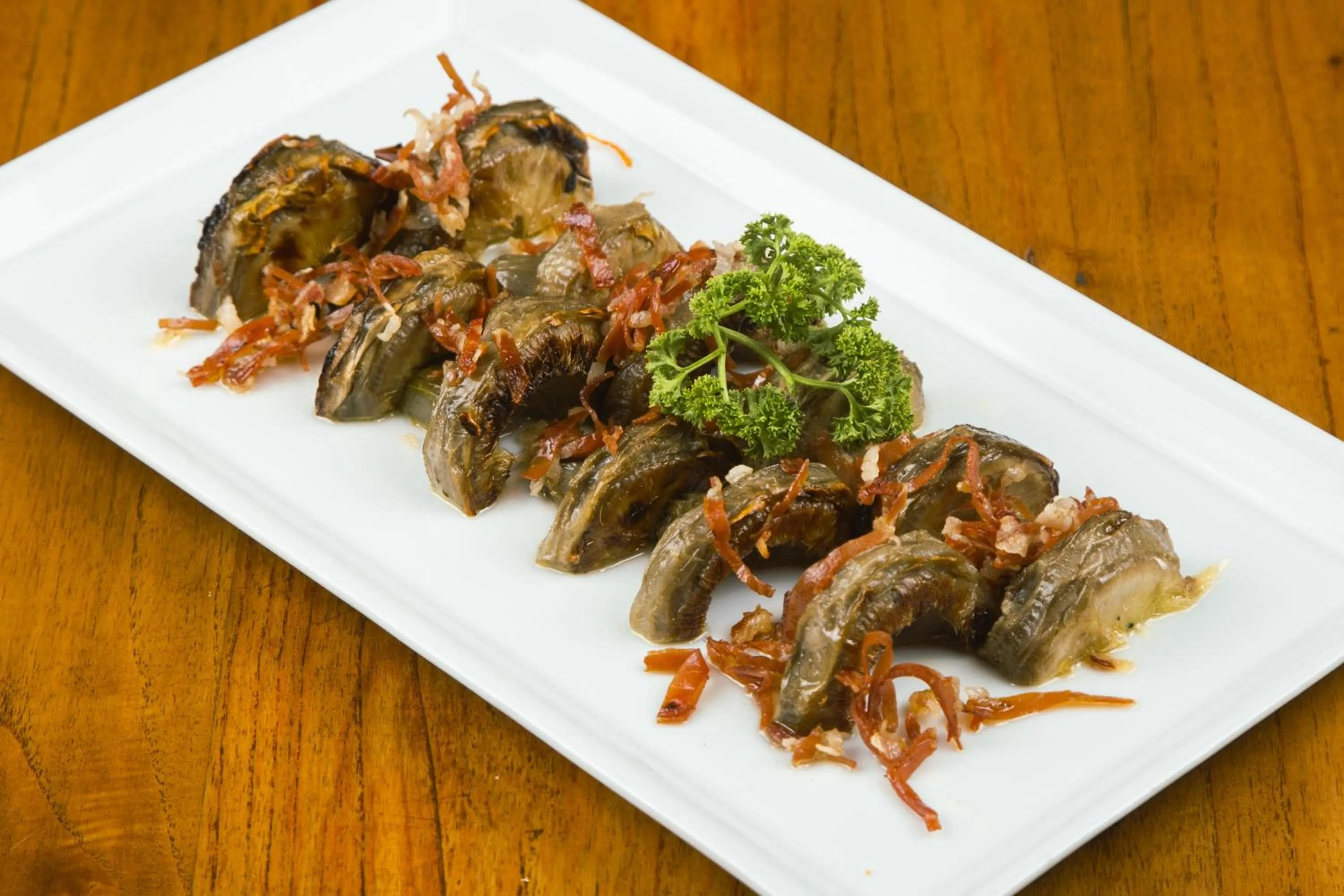 Food and drinks in Loft Osteria by Sagardi