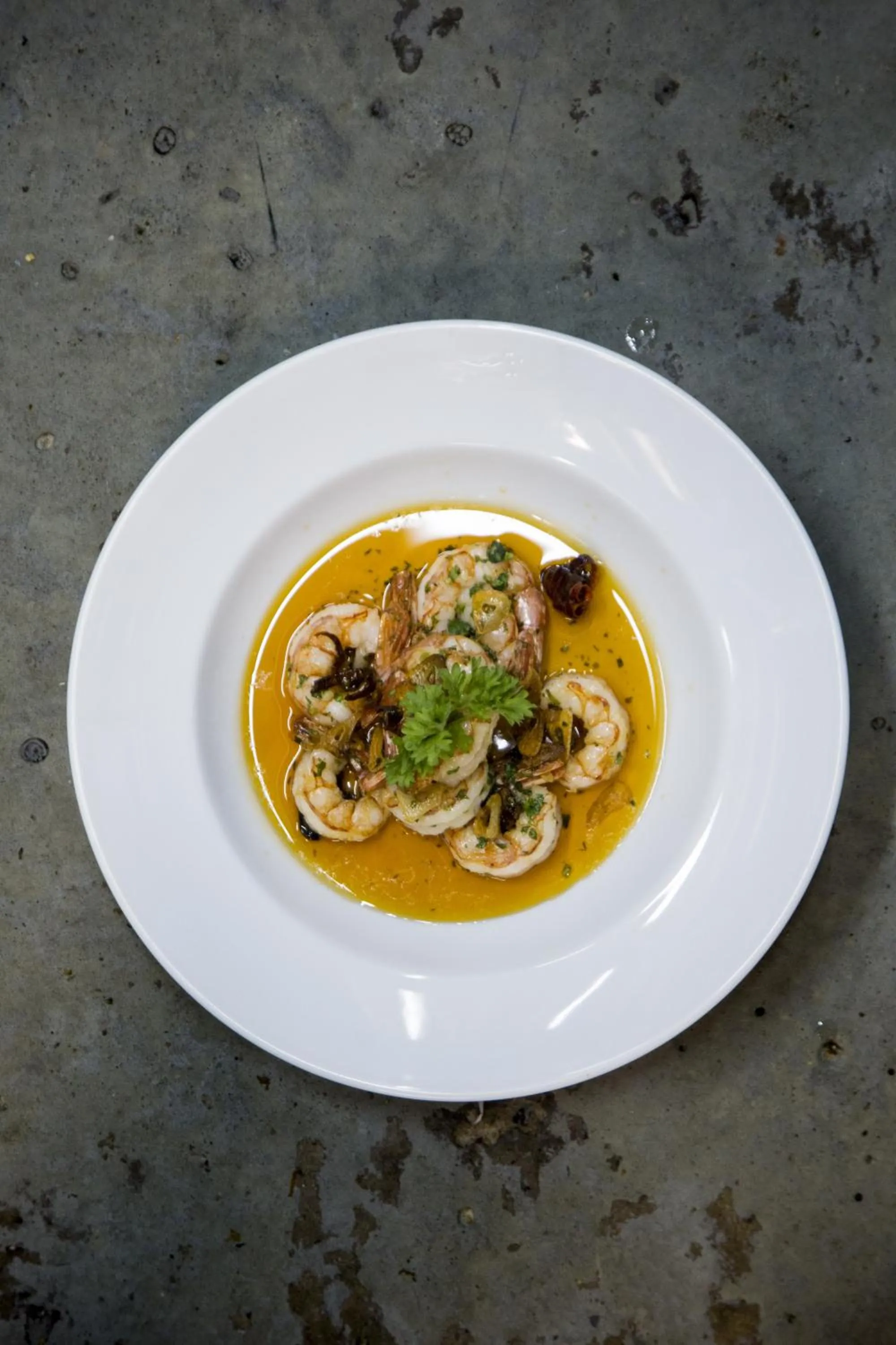 Food and drinks in Loft Osteria by Sagardi