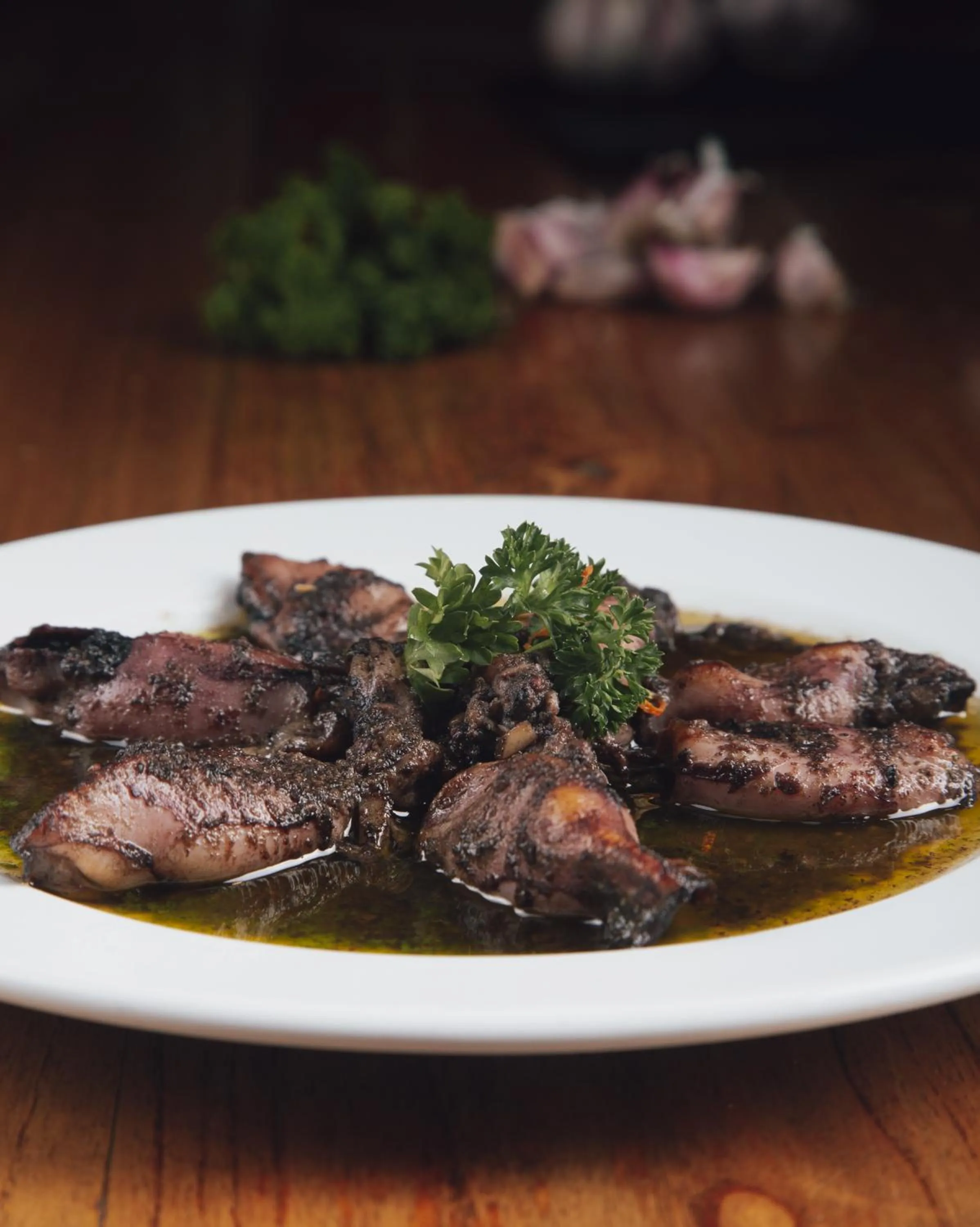 Food and drinks in Loft Osteria by Sagardi