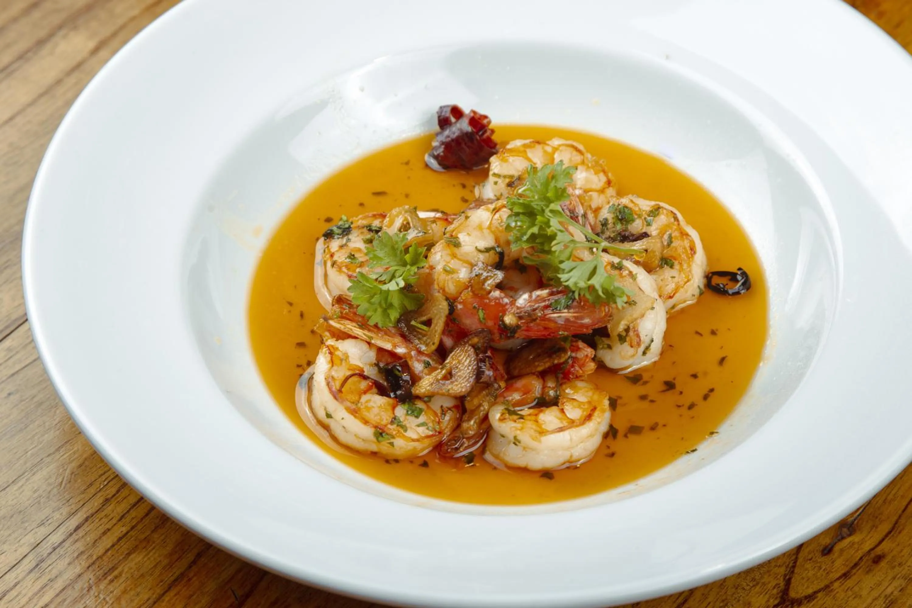 Food and drinks in Loft Osteria by Sagardi