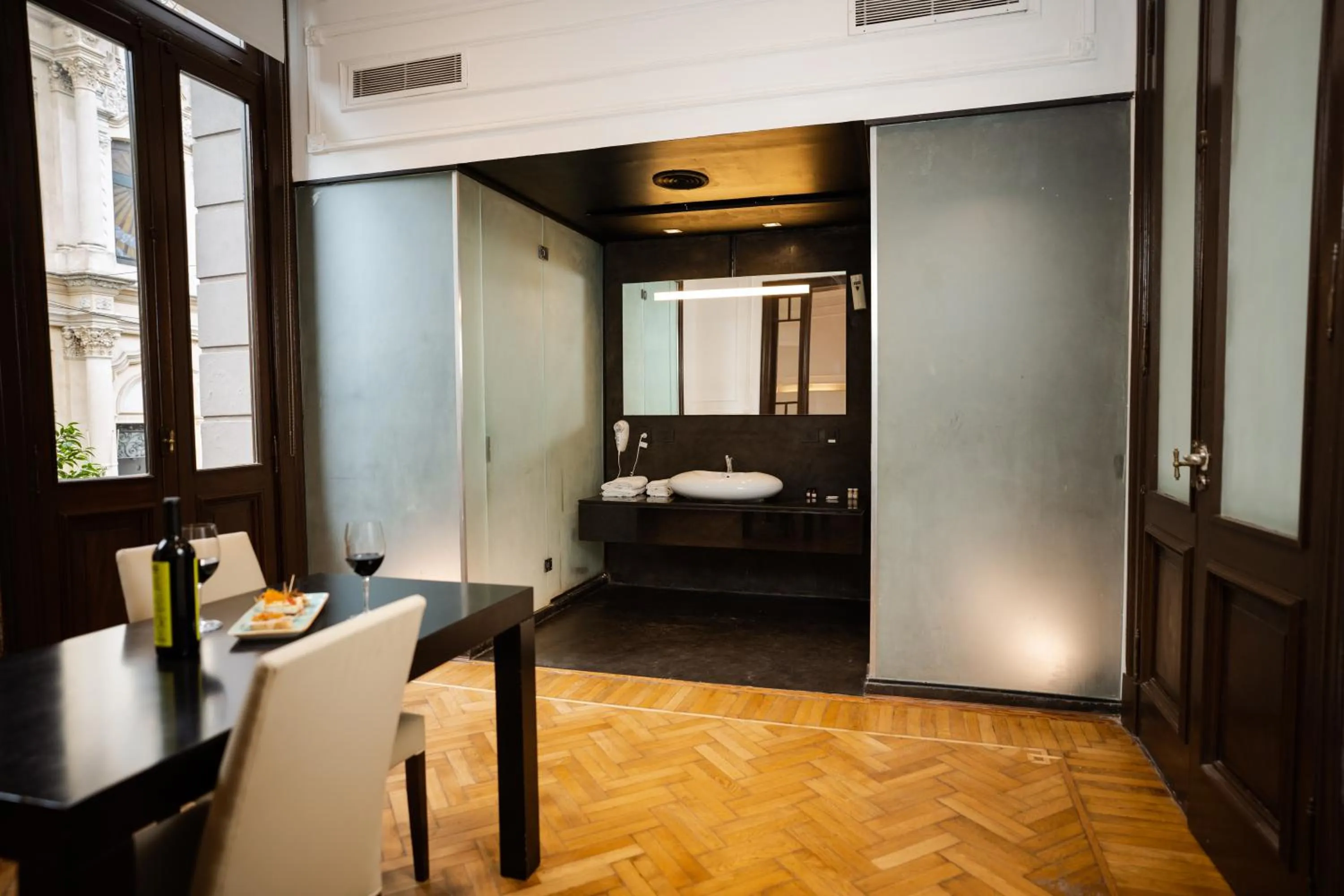 Toilet in Loft Osteria by Sagardi