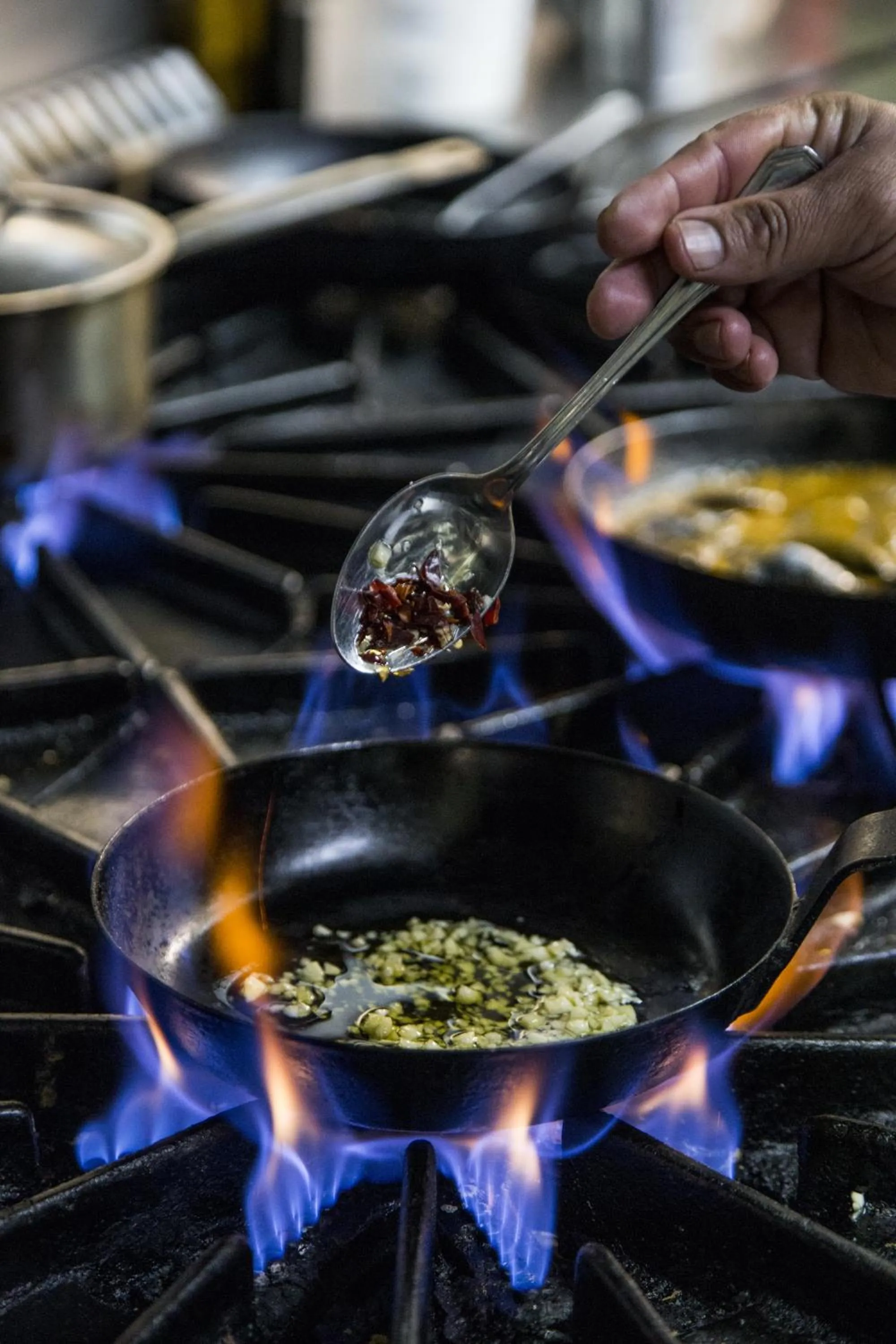 Food and drinks in Loft Osteria by Sagardi