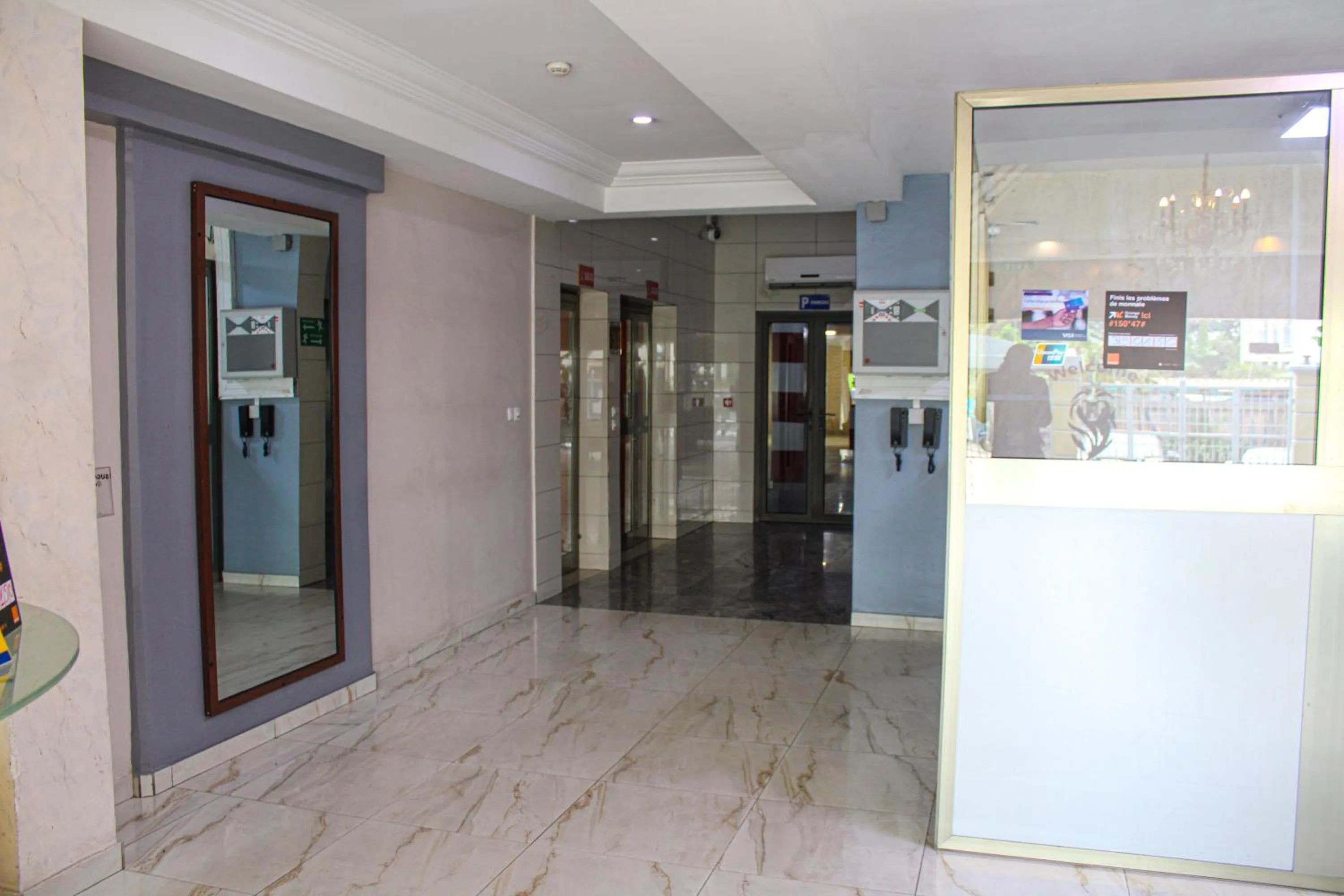 Lobby or reception in Residence Le Carat Bonapriso