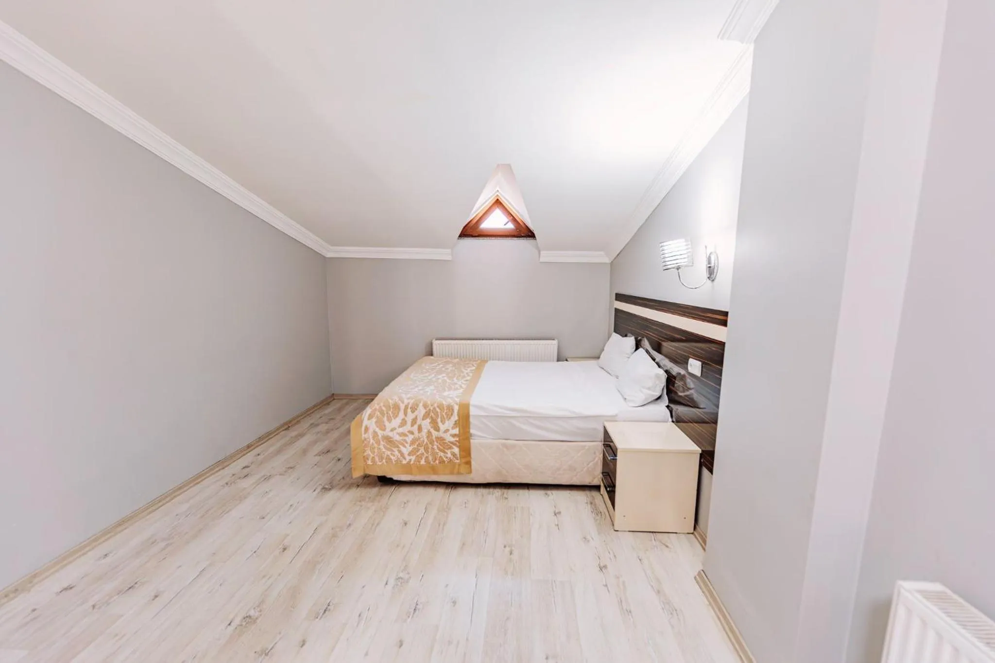 Diamond Suites Residence