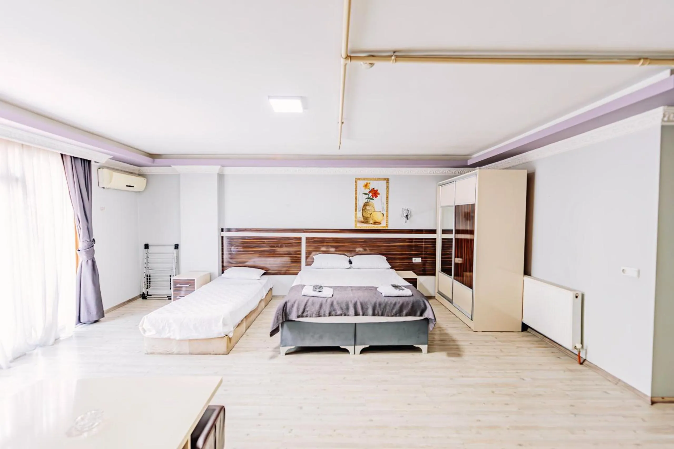 Diamond Suites Residence