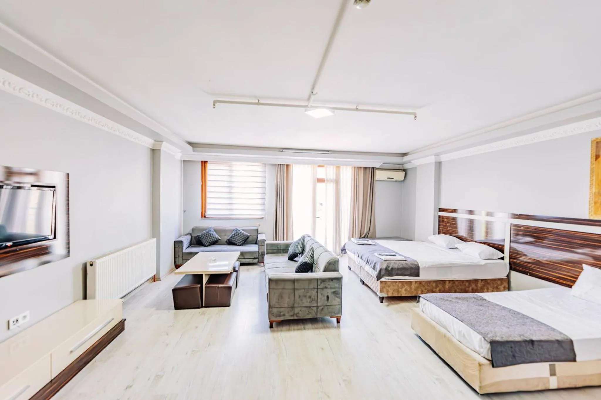 Diamond Suites Residence