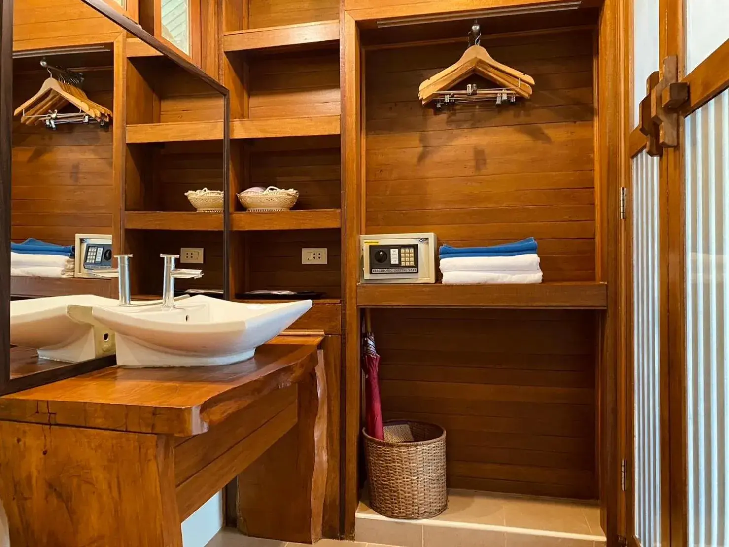 Honeymoon Villa in Baan Taranya Koh Yao Yai Resort Honeymoon Villa in Baan Taranya Koh Yao Yai Resort