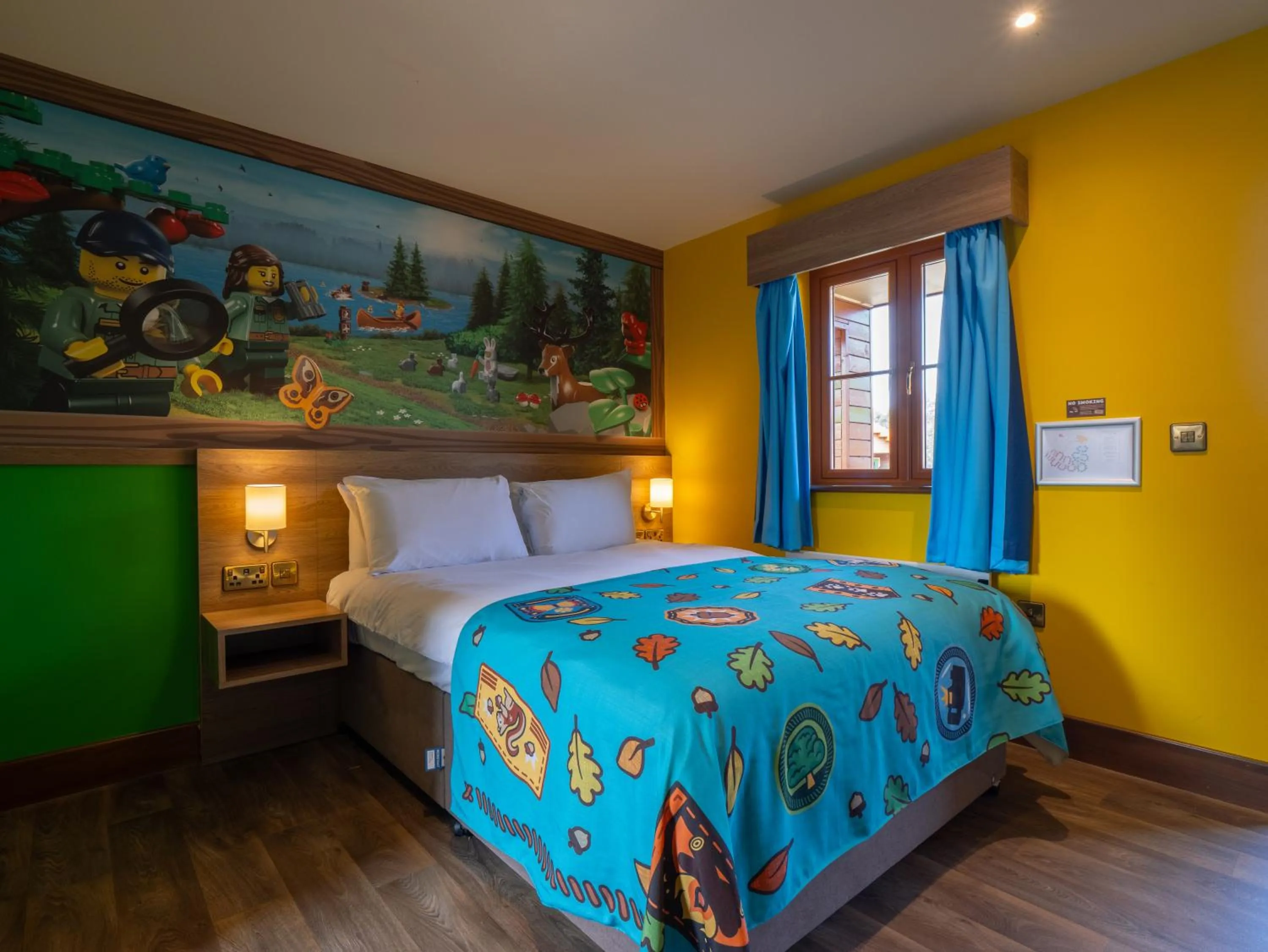 Bedroom, Bed in LEGOLAND(R) Windsor Resort