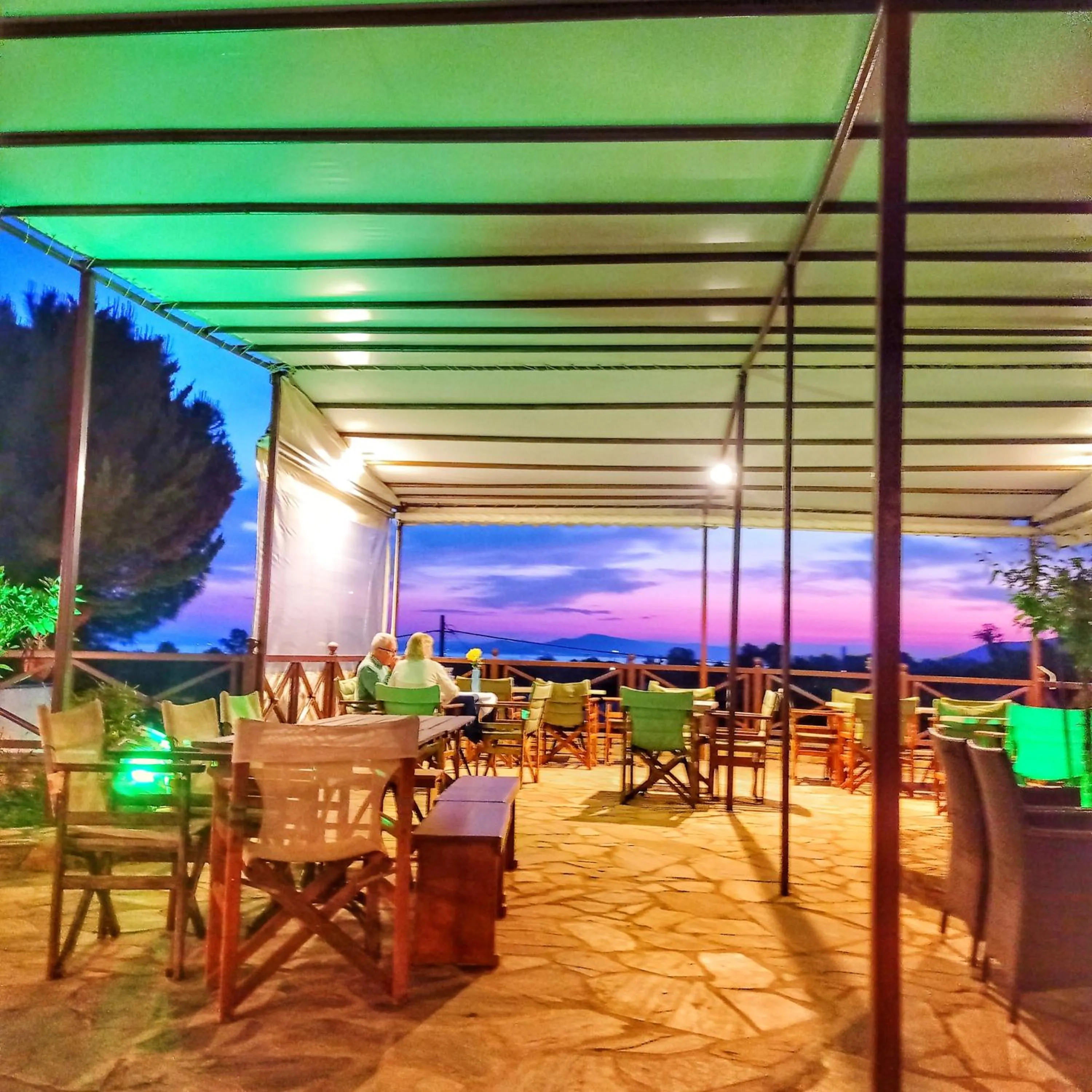 Restaurant/places to eat in Seralis Pelion