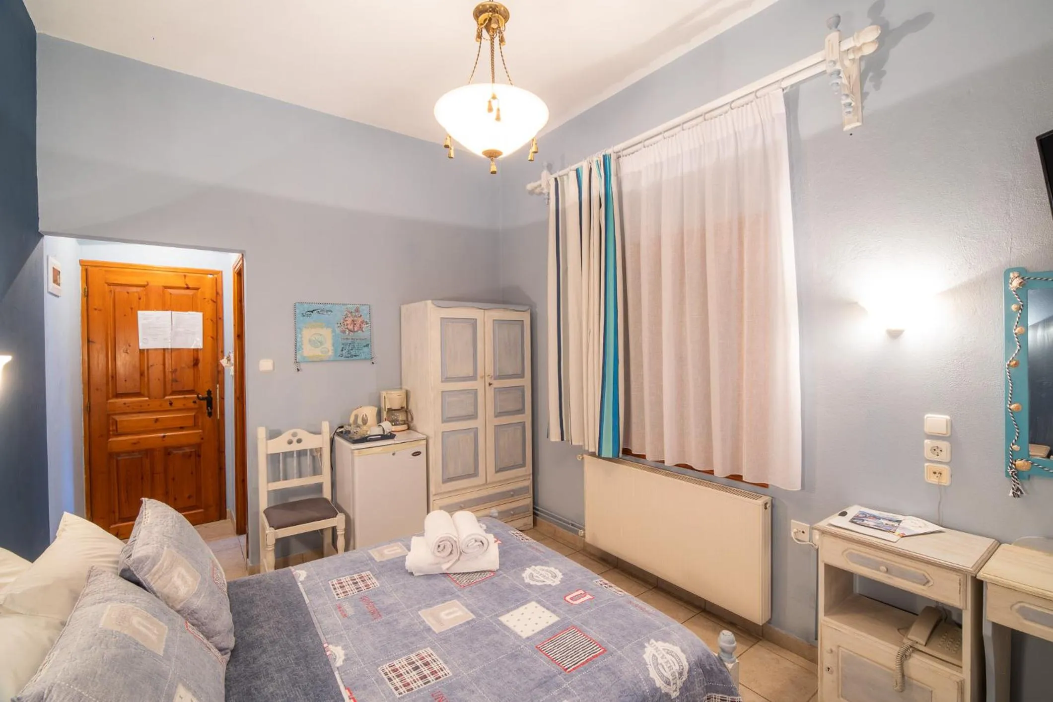 Photo of the whole room, Bed in Seralis Pelion