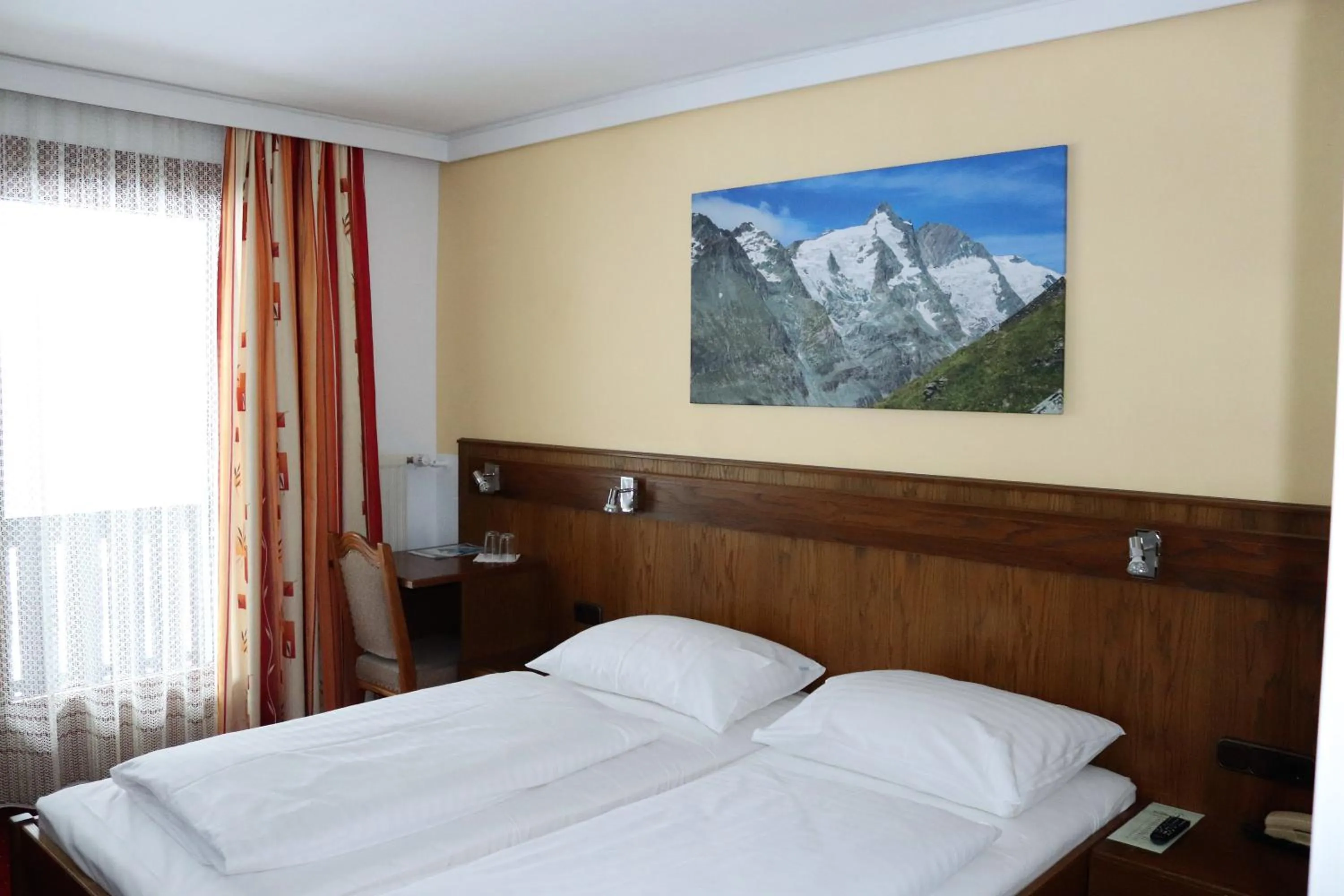 Photo of the whole room in Hotel Rupertihaus