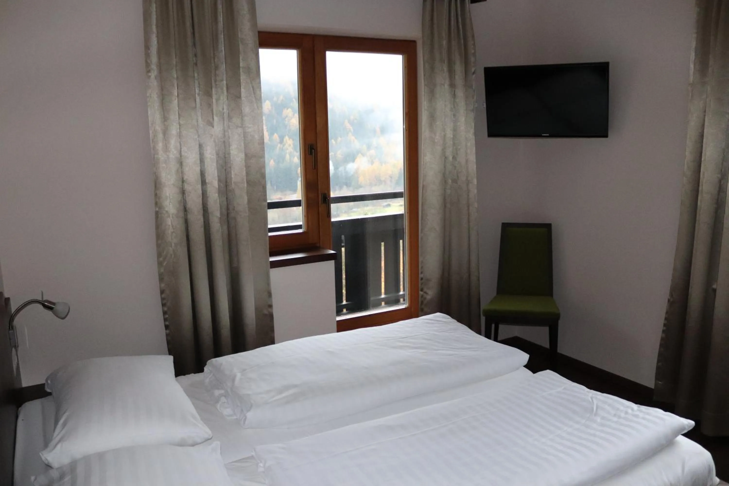 Photo of the whole room in Hotel Rupertihaus