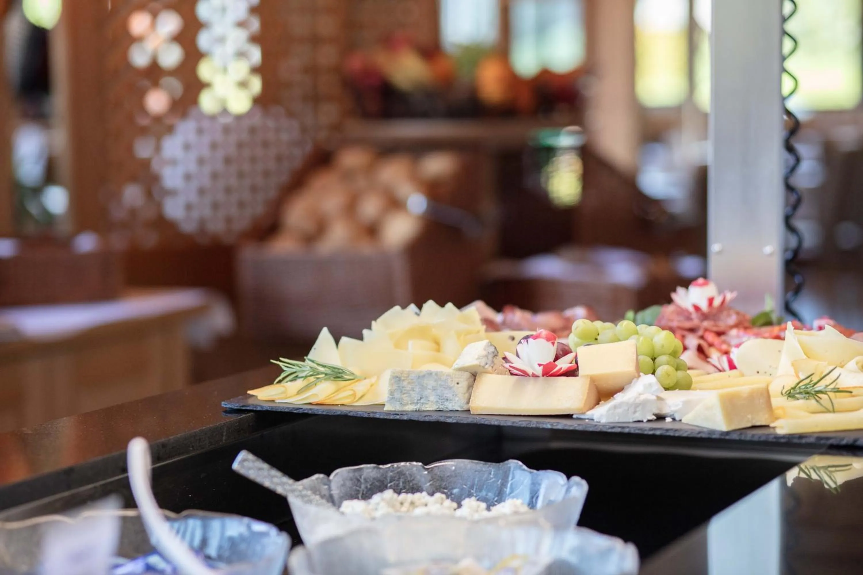 Buffet breakfast in Hotel Rotlechhof