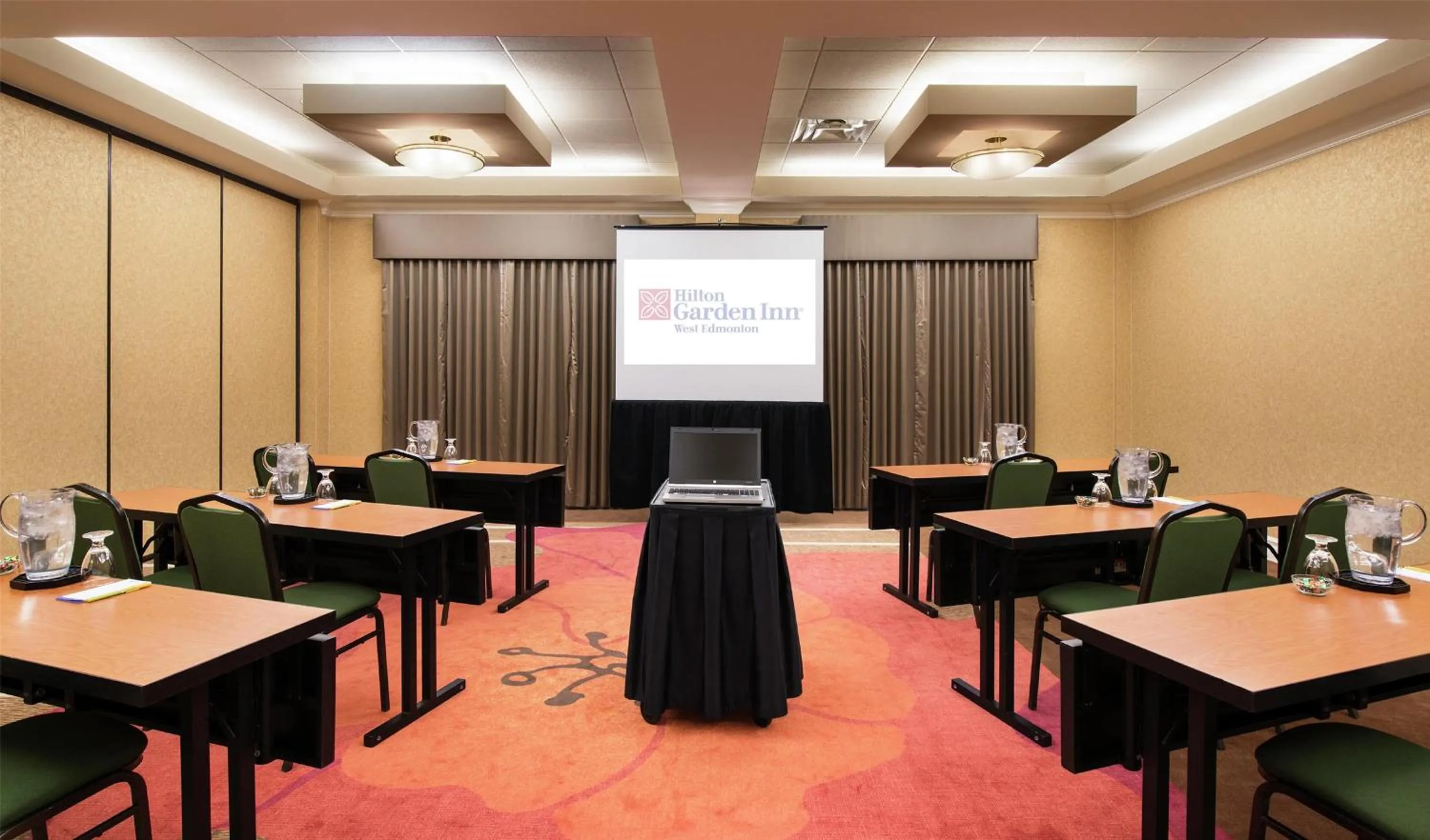 Meeting/conference room in Hilton Garden Inn West Edmonton