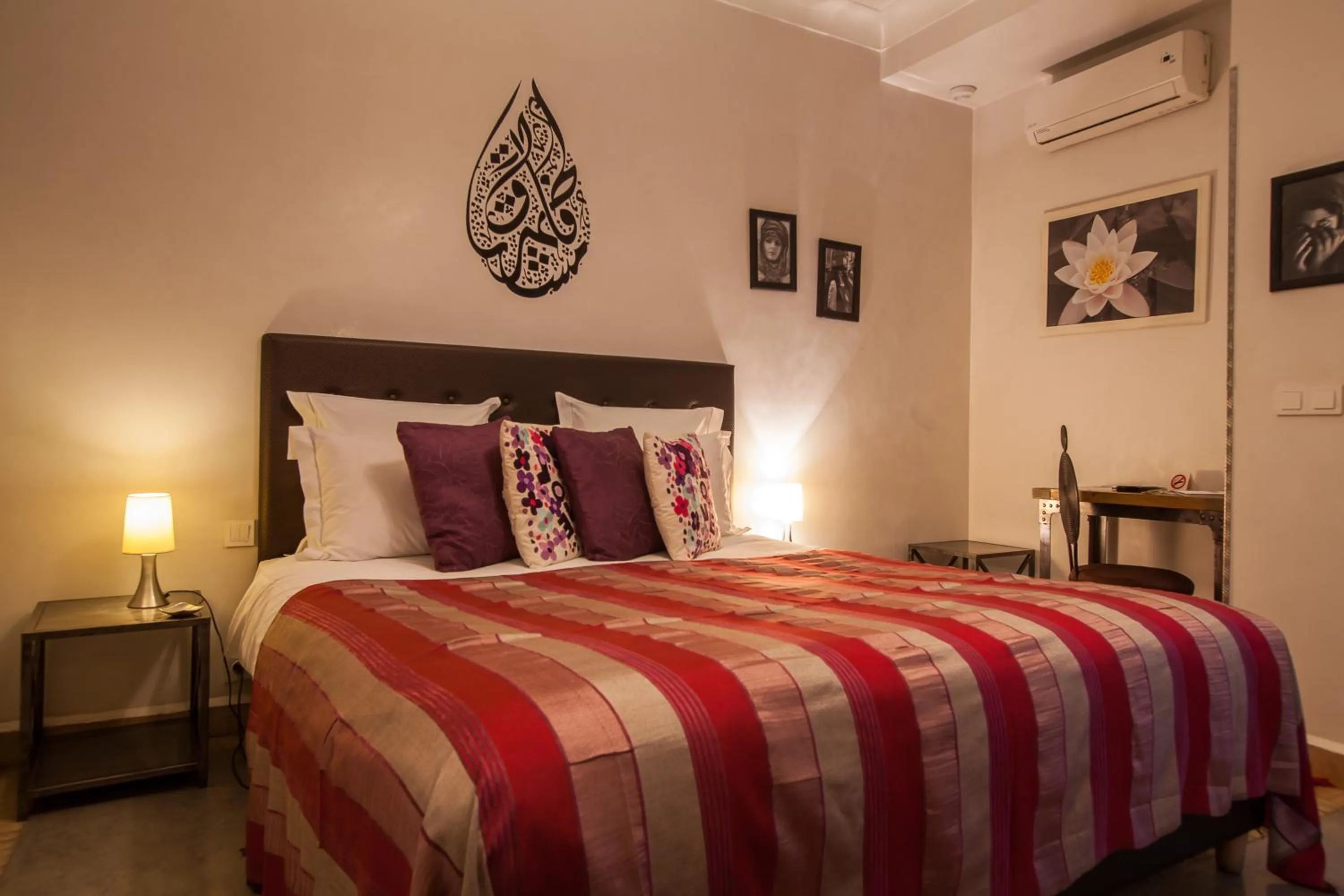 Photo of the whole room, Bed in Riad Shanima SPA Marrakech