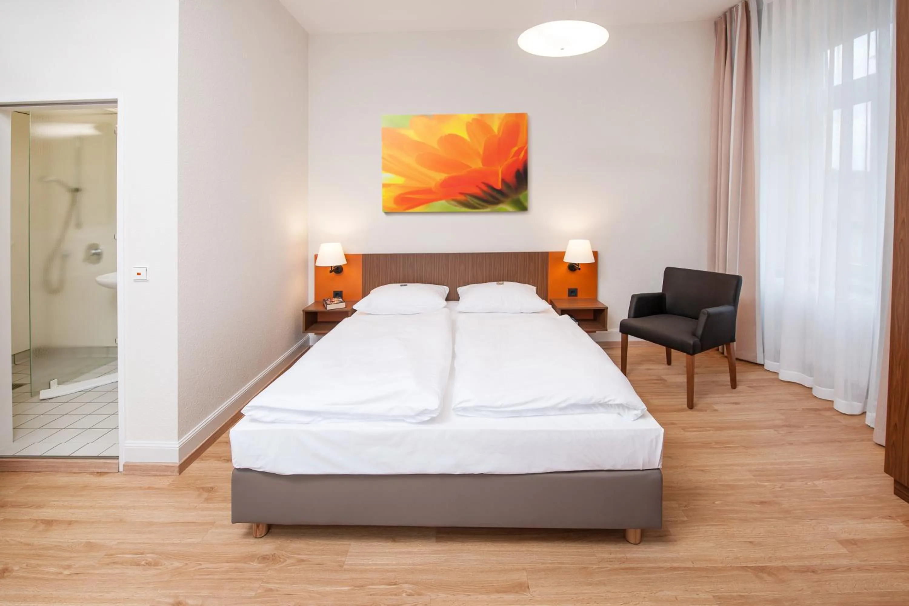 Bed in Bildungshaus St. Bernhard - Wohnen und Tagen