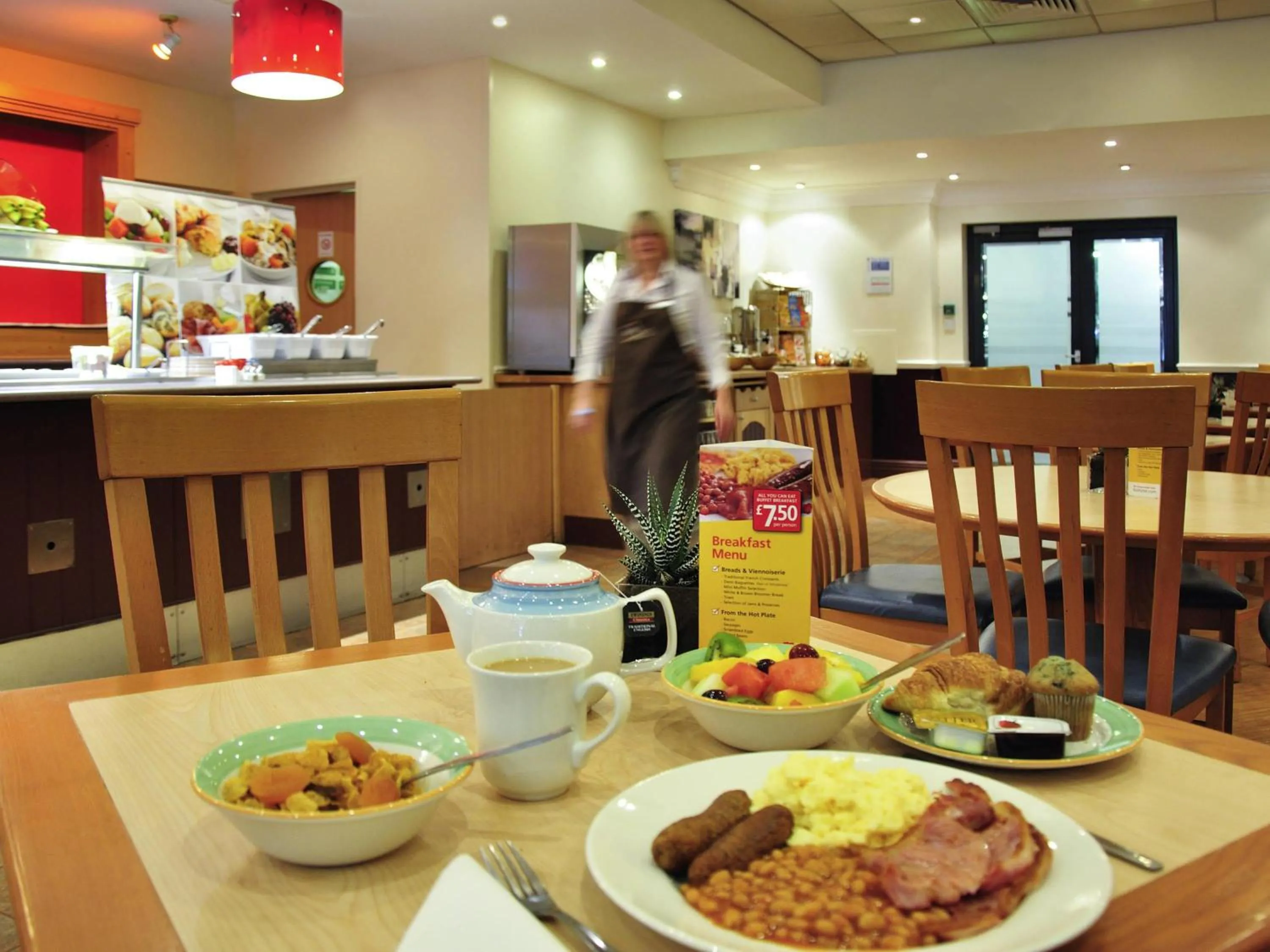 Restaurant/places to eat in ibis Hotel Northampton Centre
