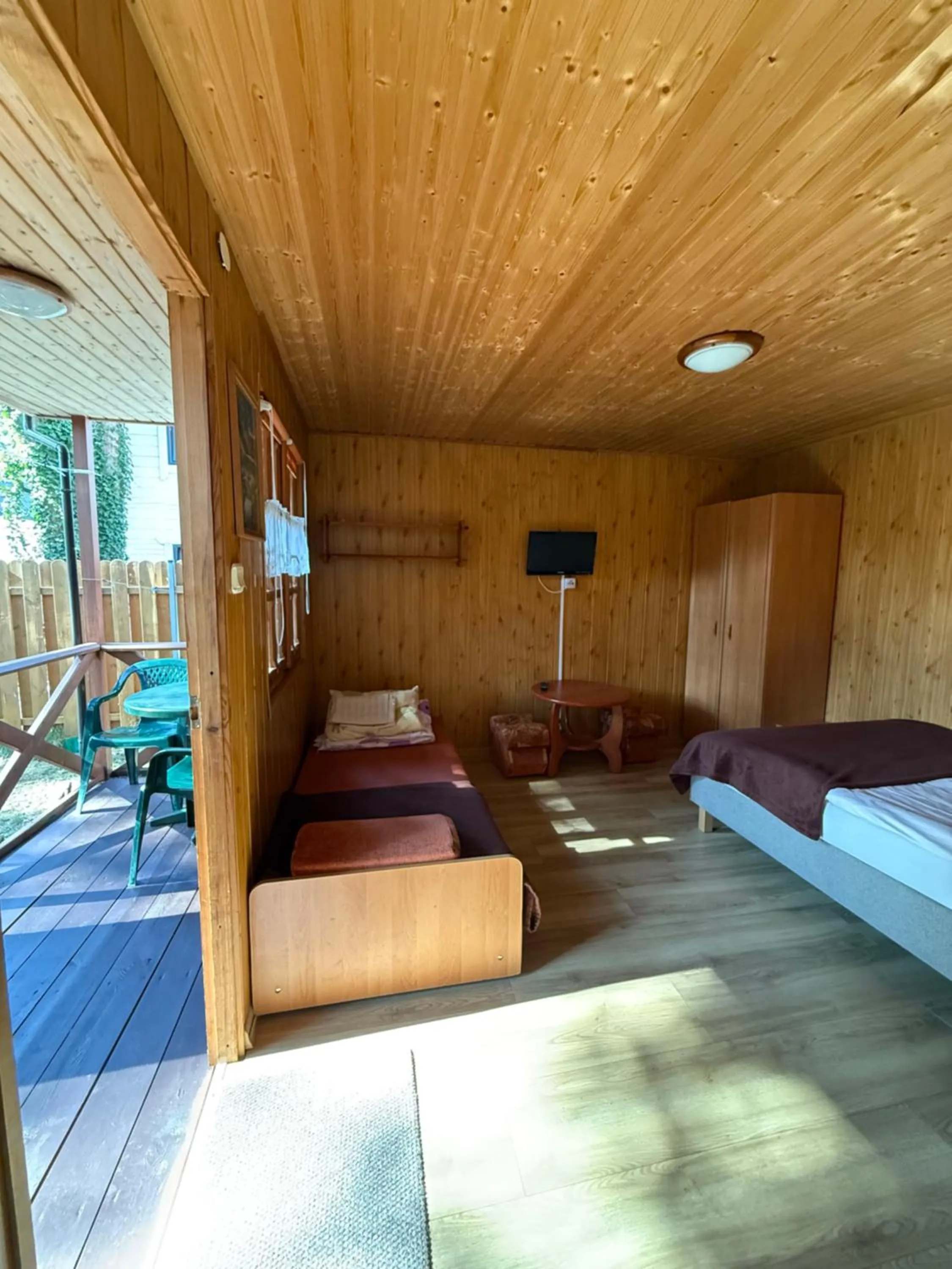 Property building, Bed in OW Gabi