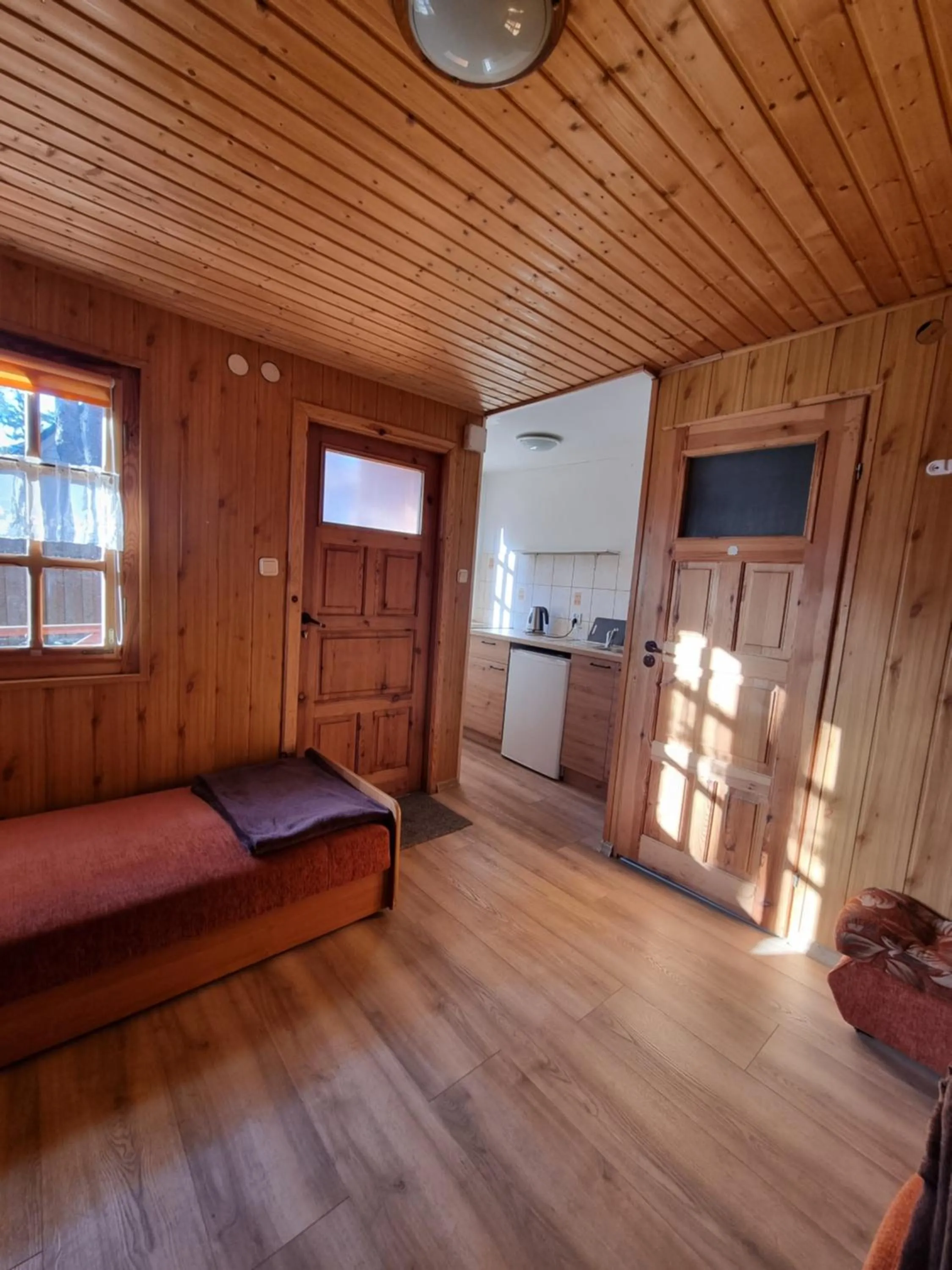 Seating area in OW Gabi