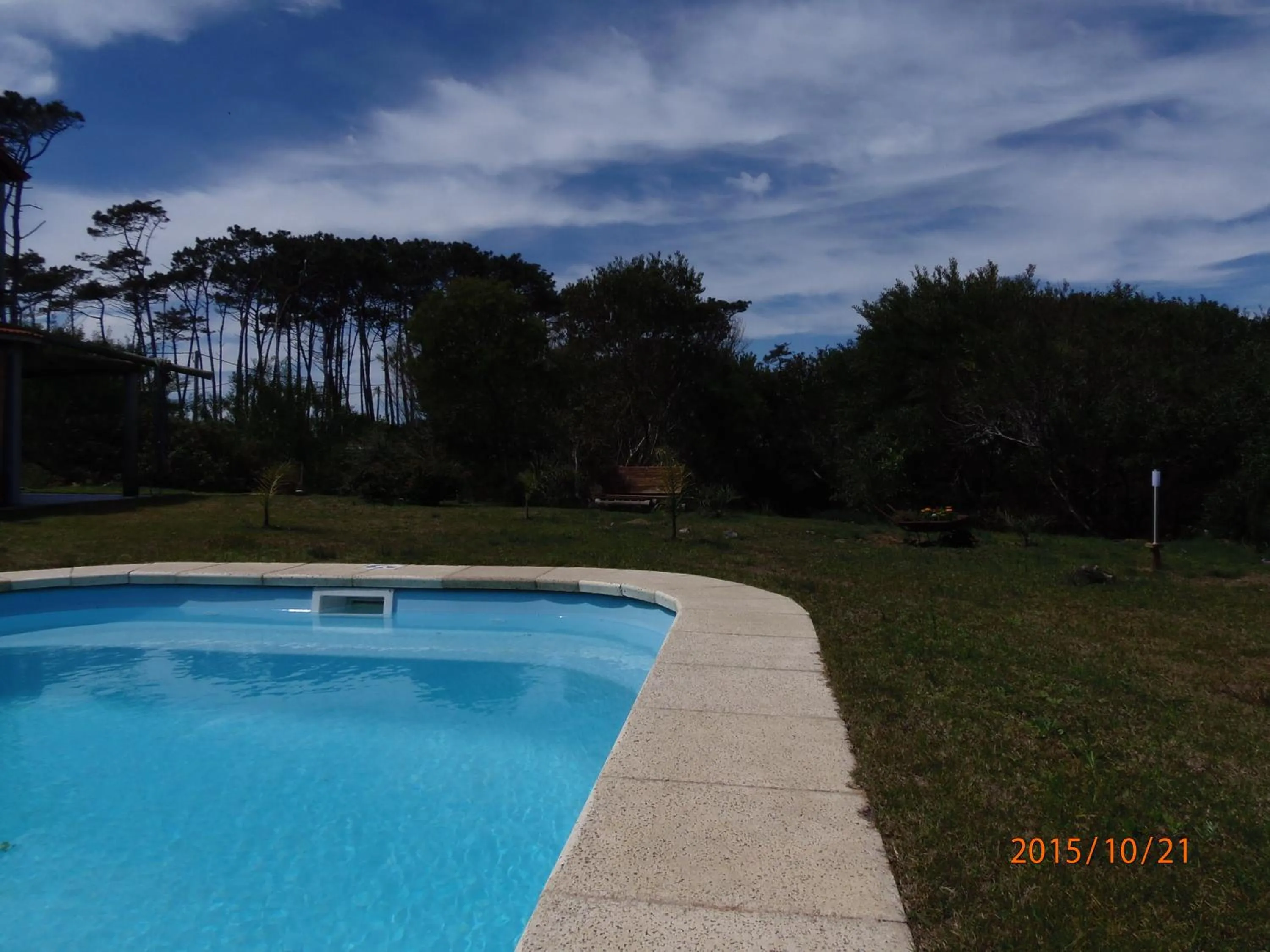 Swimming pool in Hotel El Refugio nudista naturista opcional
