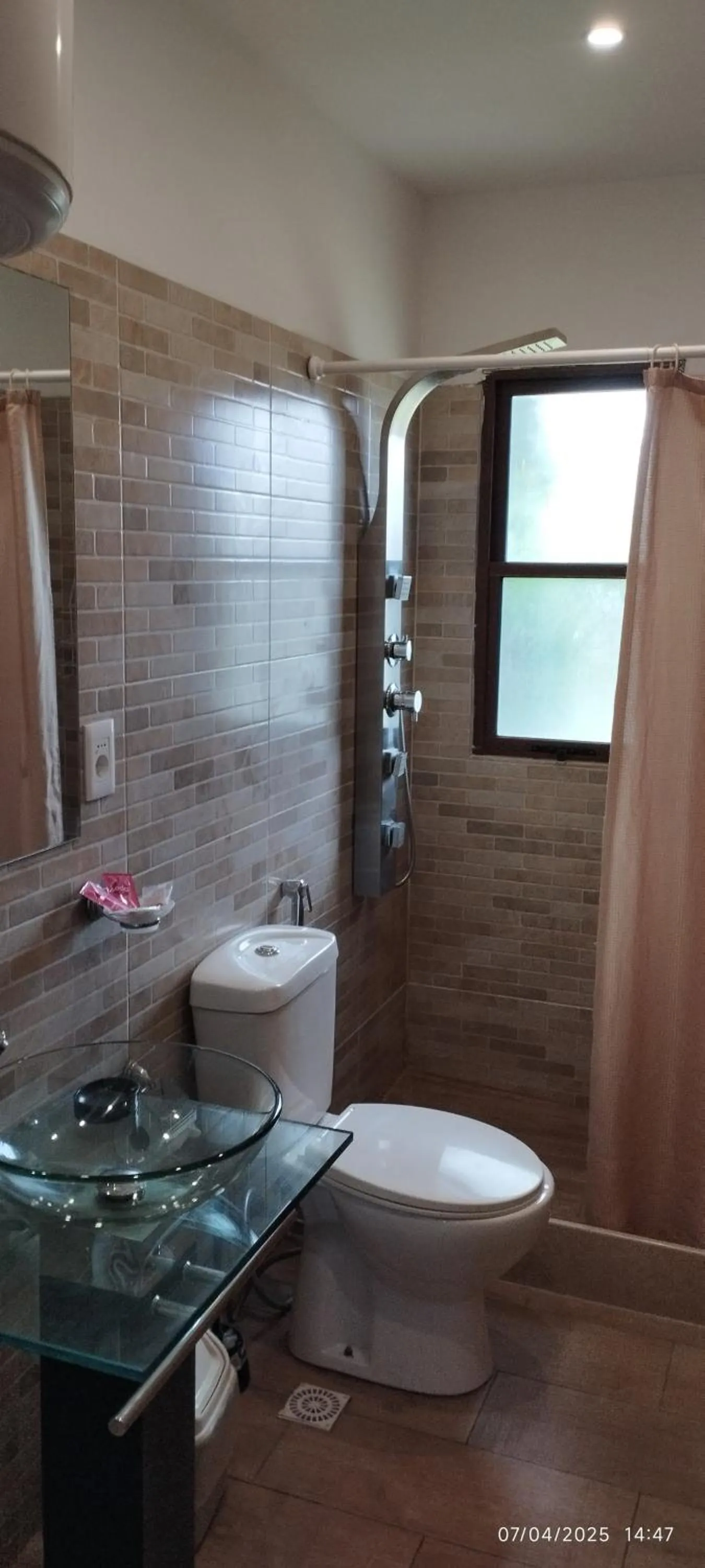 Shower in Hotel El Refugio nudista naturista opcional