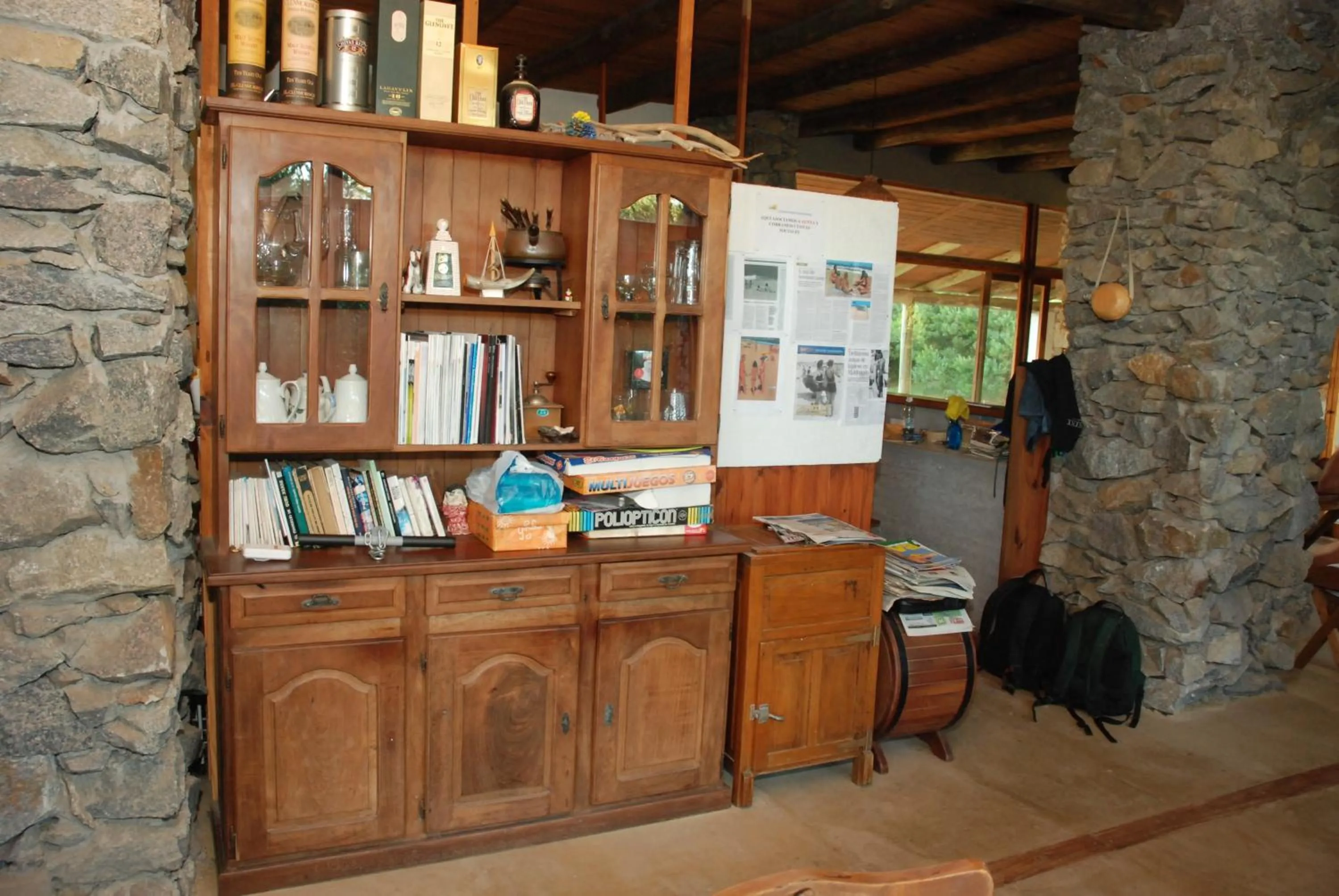Library in Hotel El Refugio nudista naturista opcional