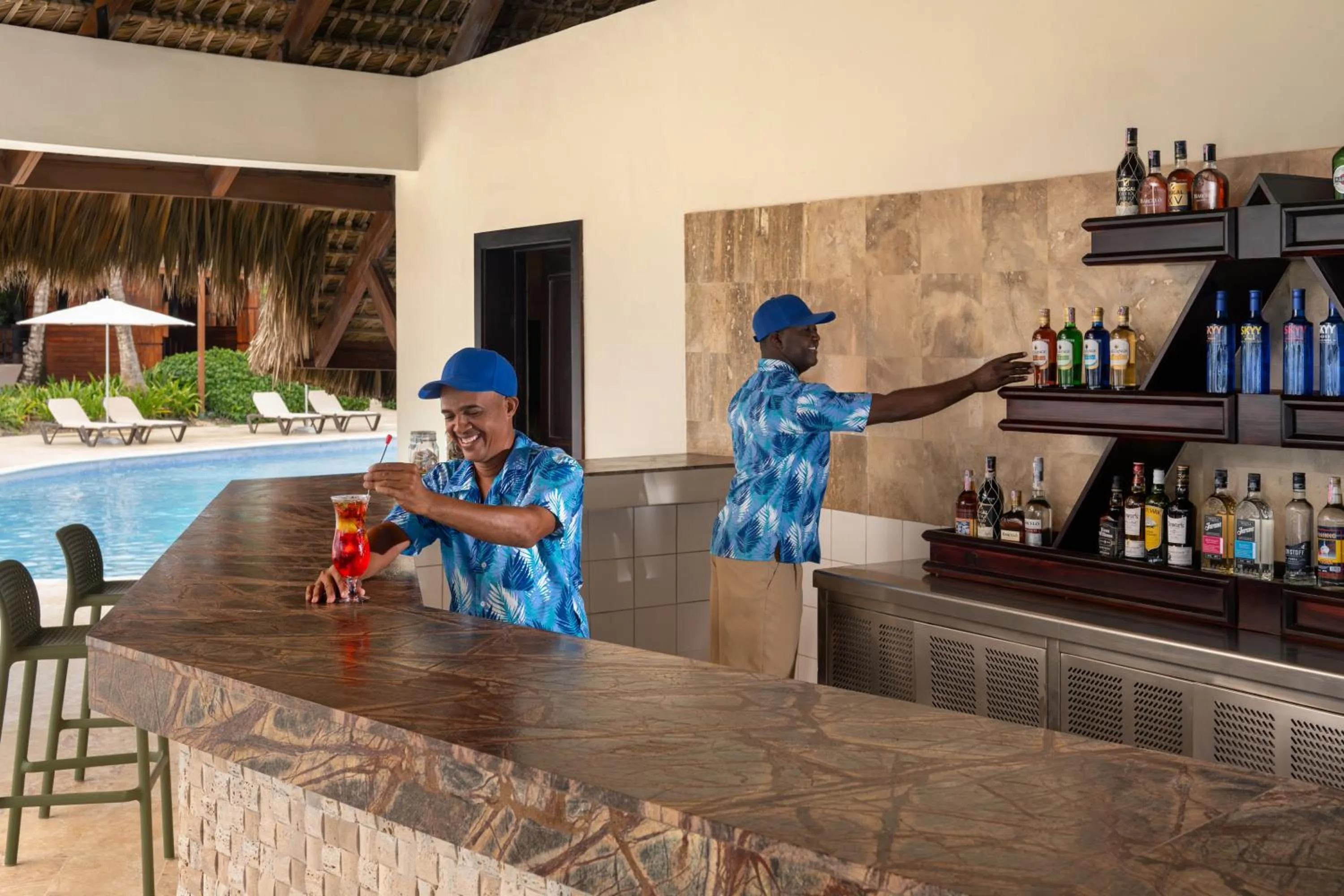 Lounge or bar in Wyndham Alltra Punta Cana All Inclusive Resort